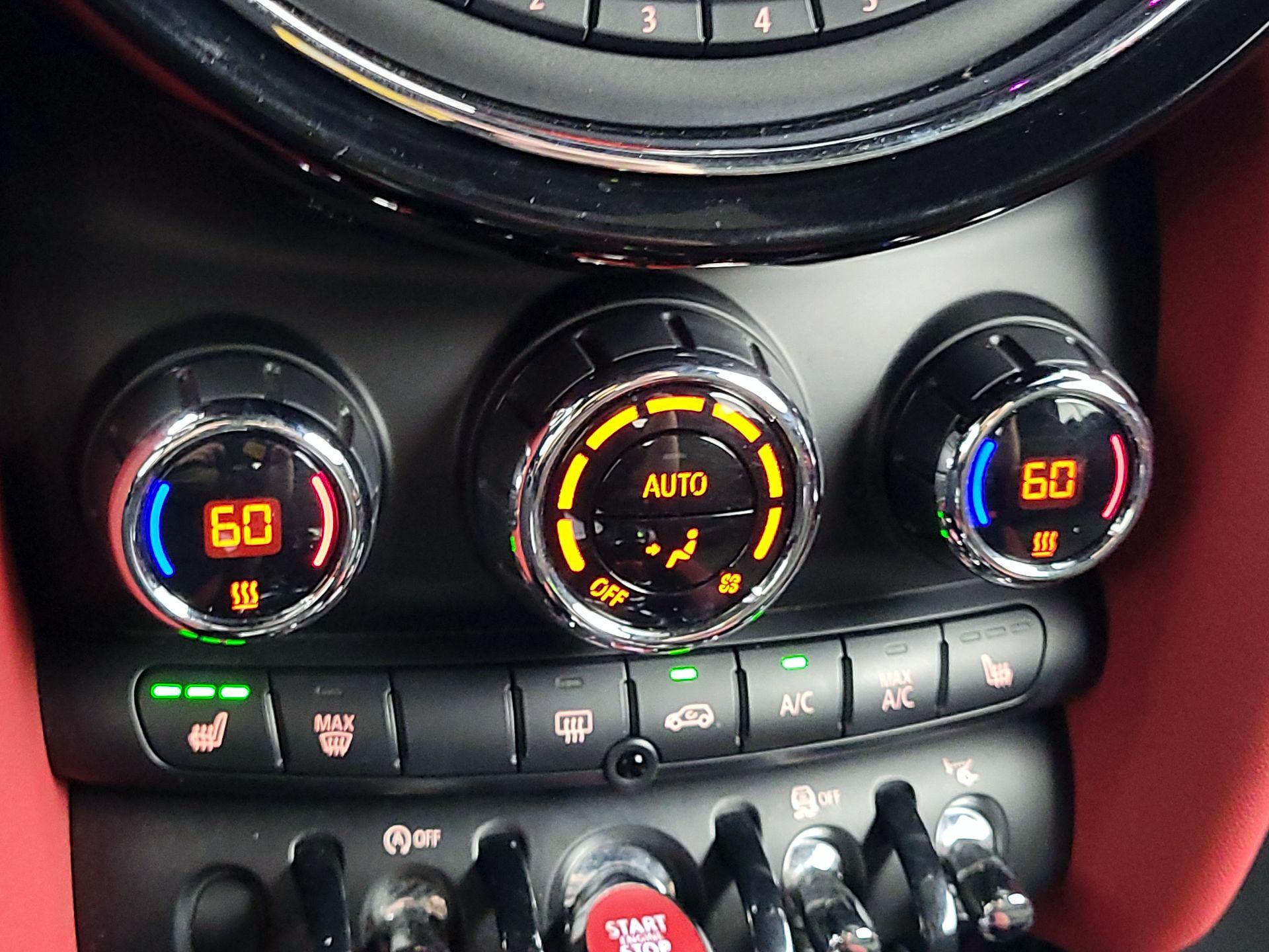 Thumbnail: 2017 MINI Cooper - 17