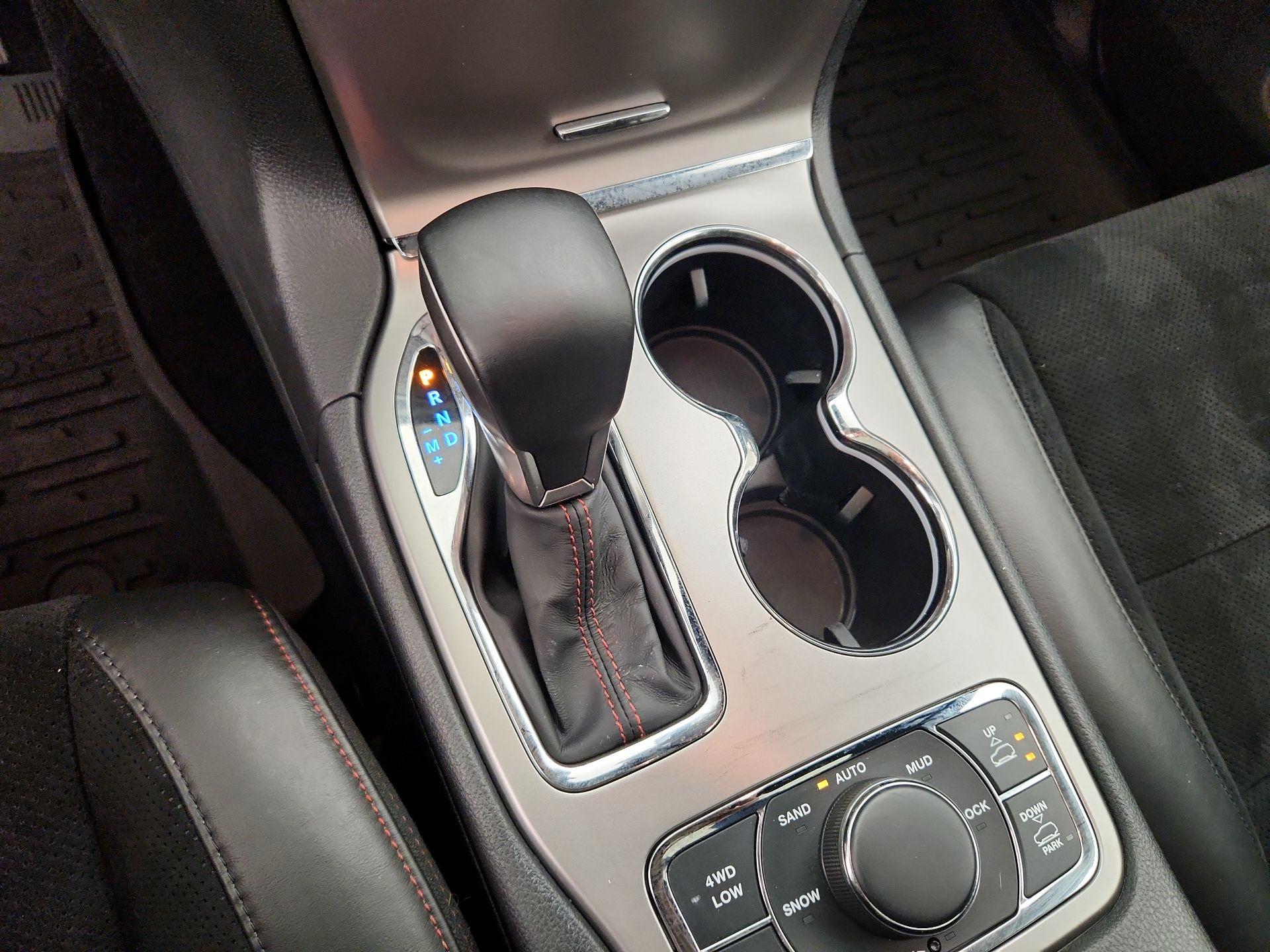 Thumbnail: 2018 Jeep Grand Cherokee - 18
