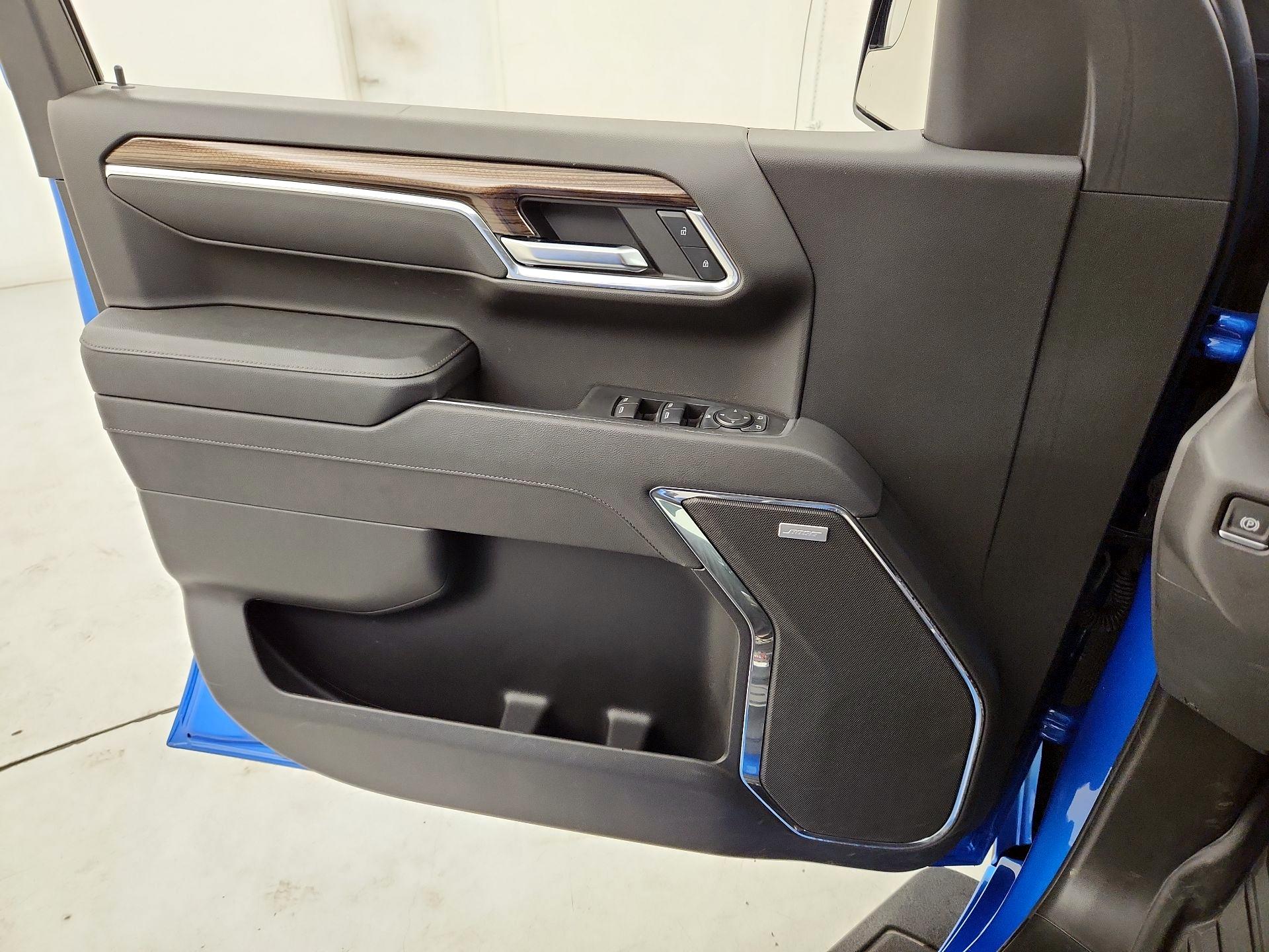 Thumbnail: 2025 Chevrolet Silverado 1500 - 12