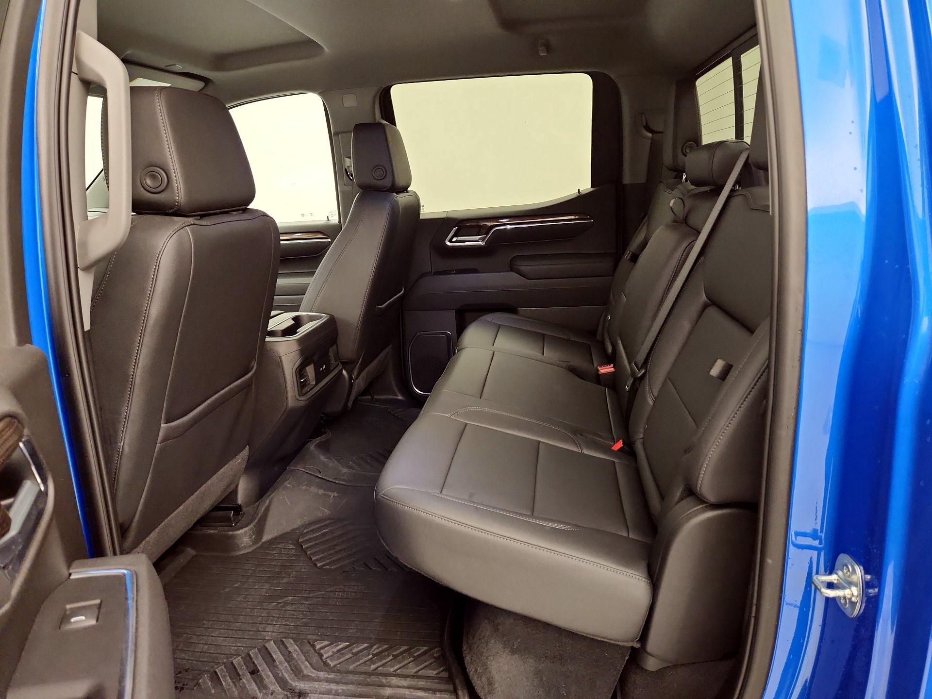 Thumbnail: 2025 Chevrolet Silverado 1500 - 20