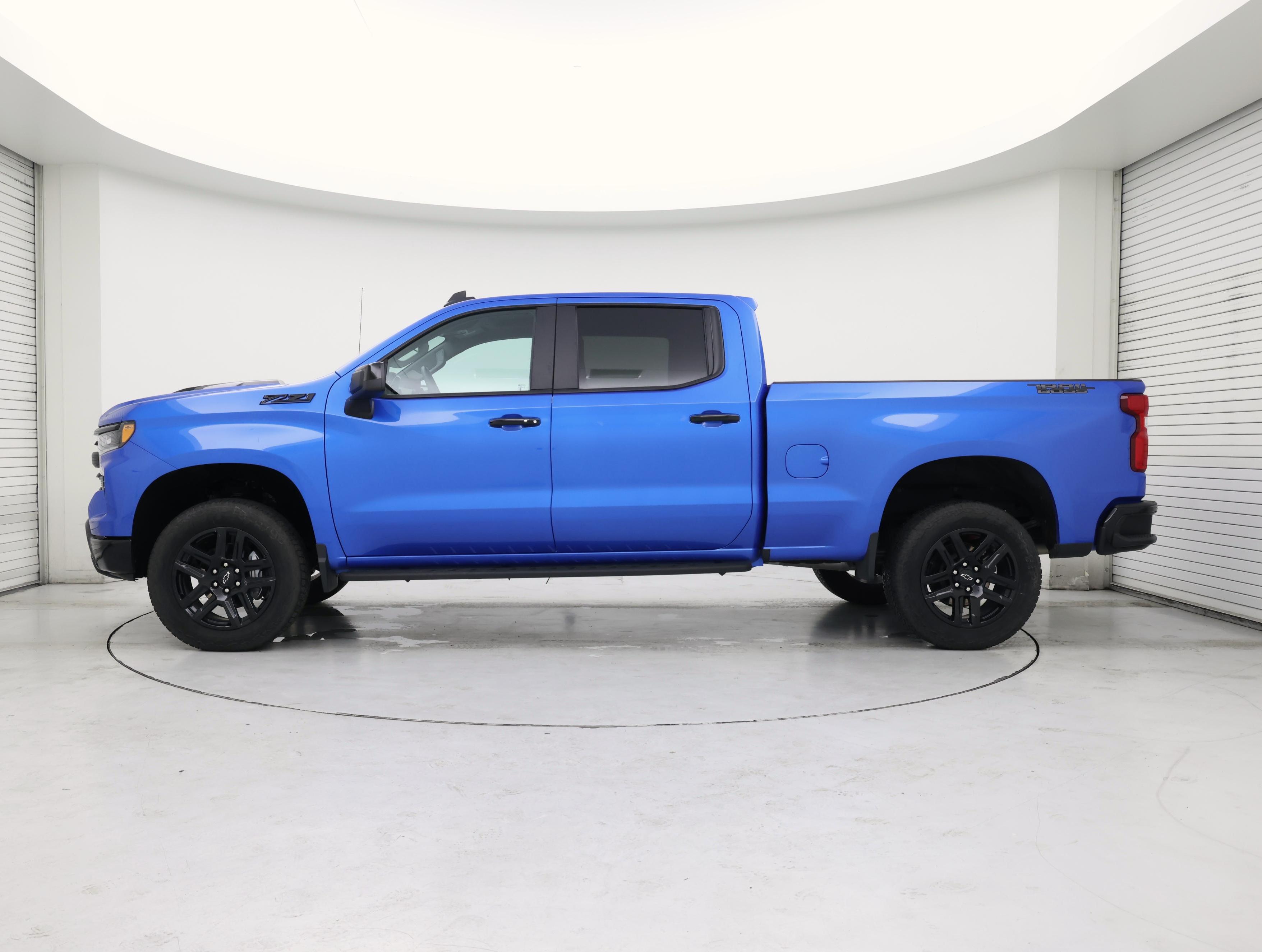 Thumbnail: 2025 Chevrolet Silverado 1500 - 3