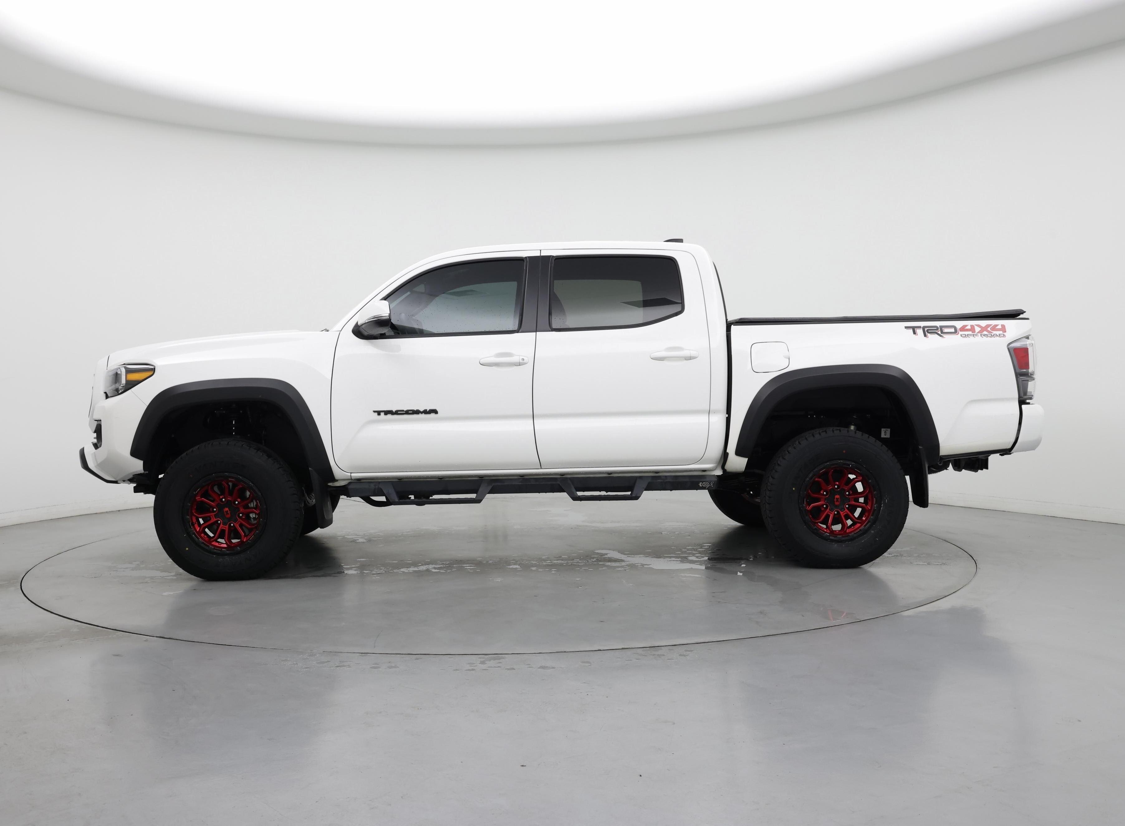 Thumbnail: 2023 Toyota Tacoma - 3