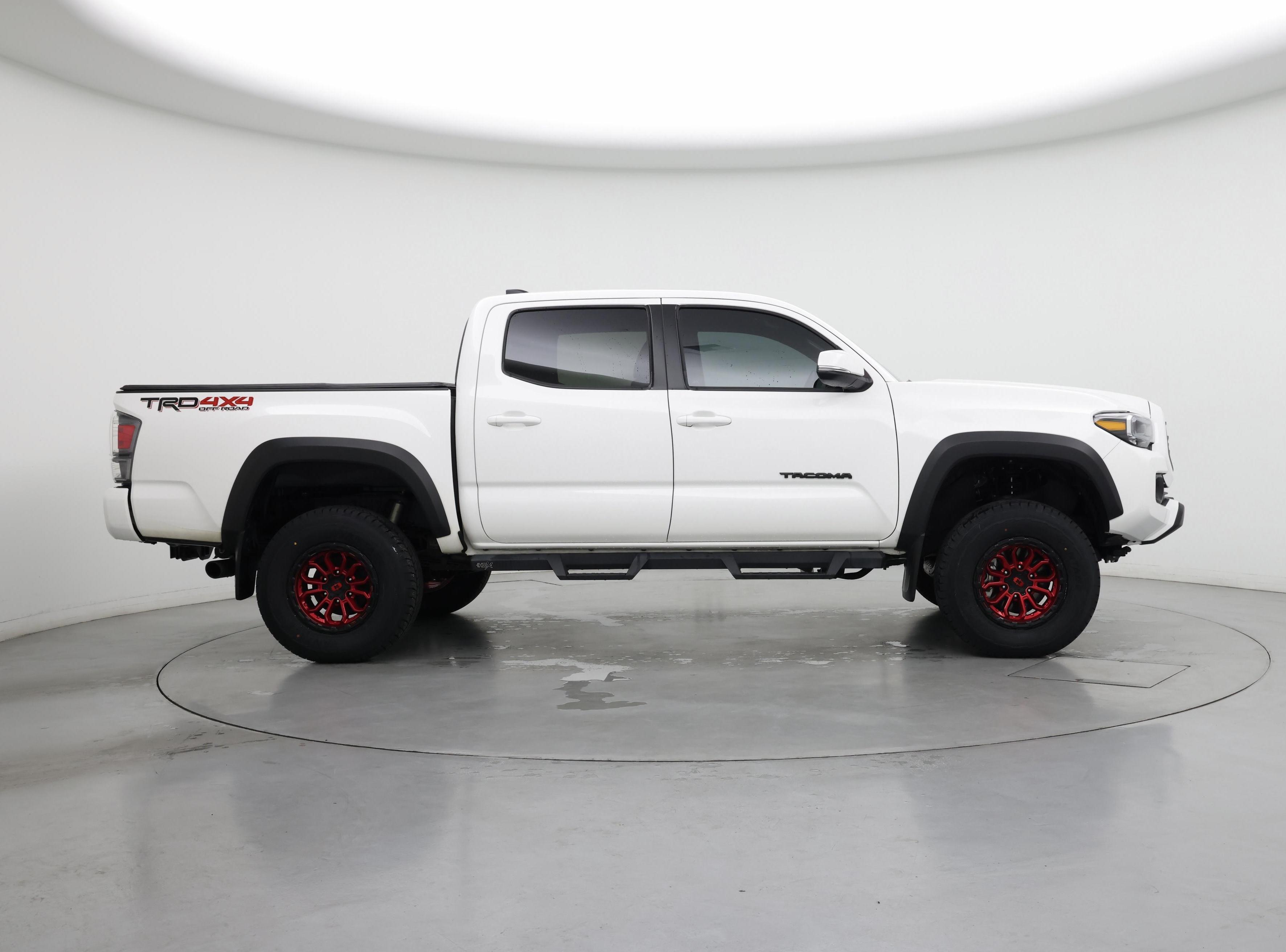 Thumbnail: 2023 Toyota Tacoma - 7