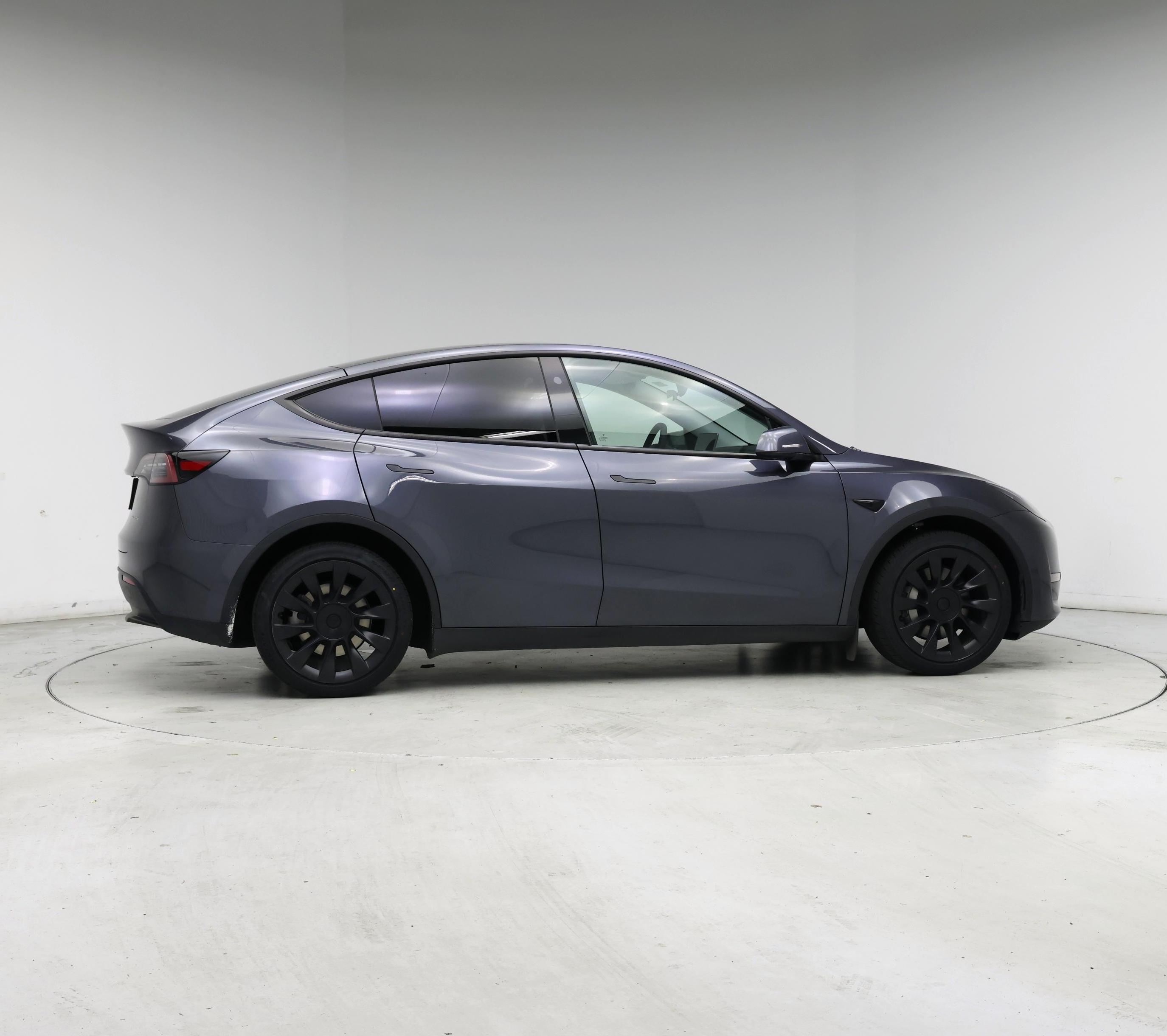 Thumbnail: 2023 Tesla Model Y - 7