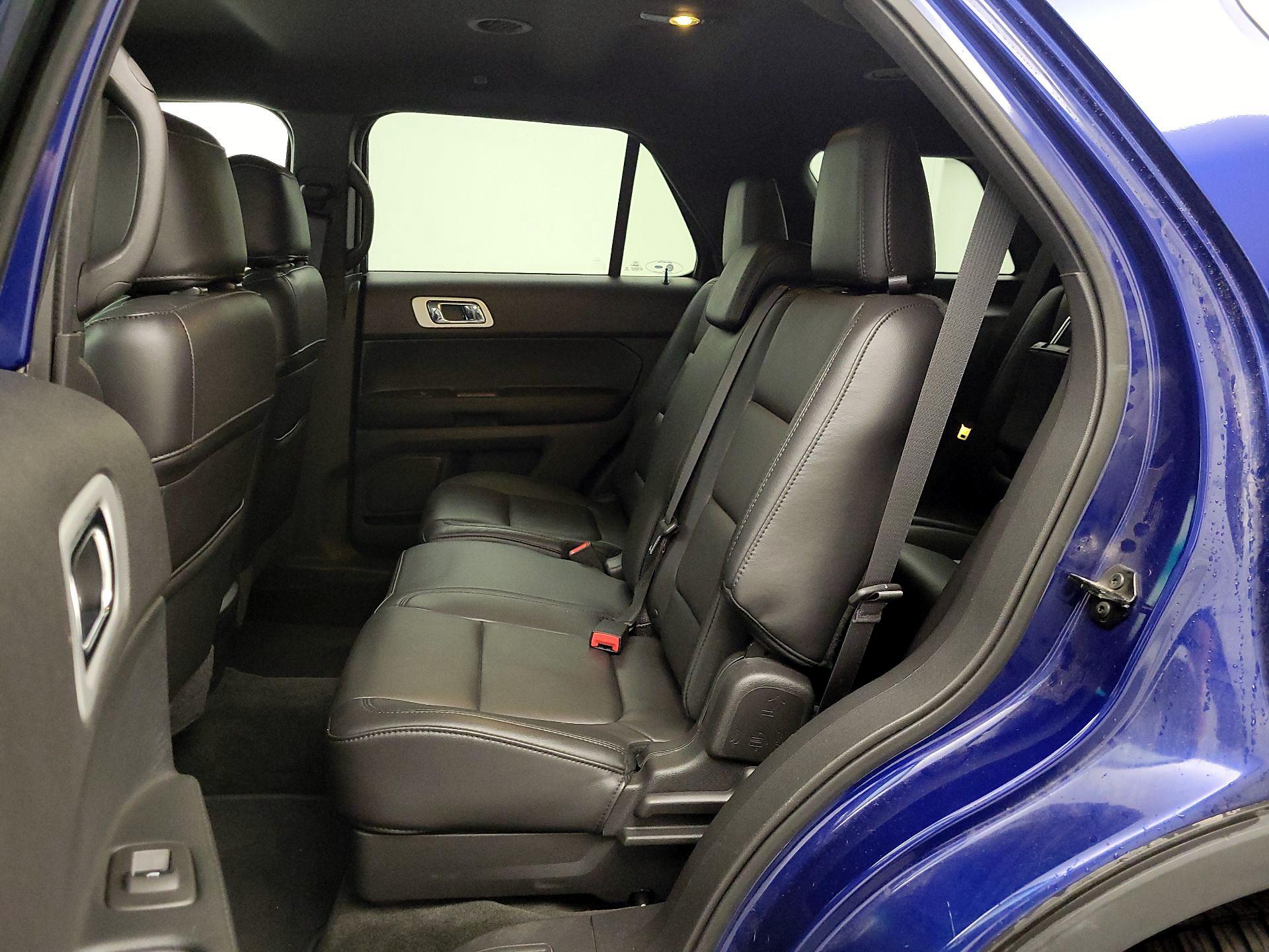 Thumbnail: 2015 Ford Explorer - 19