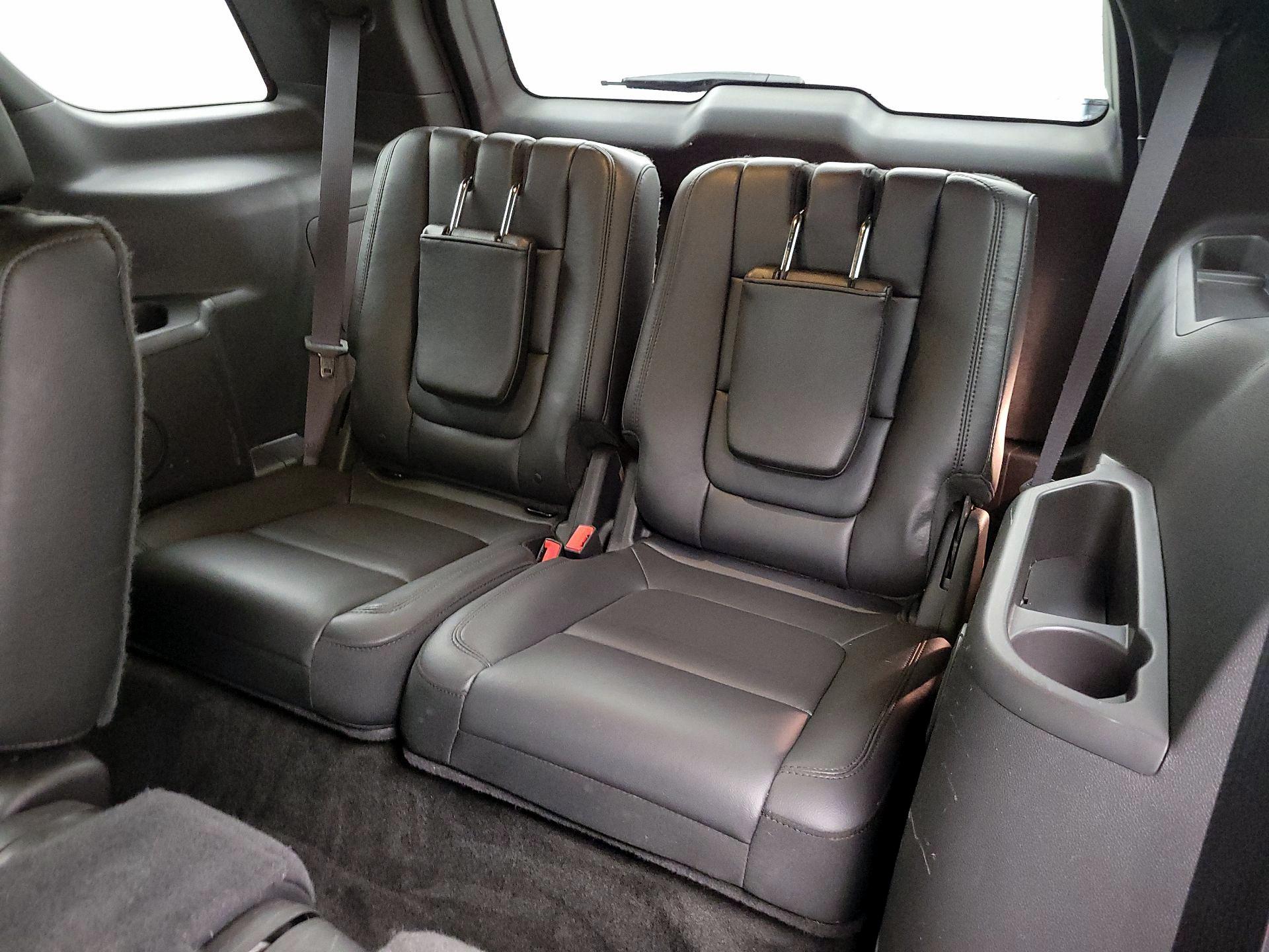 Thumbnail: 2015 Ford Explorer - 20