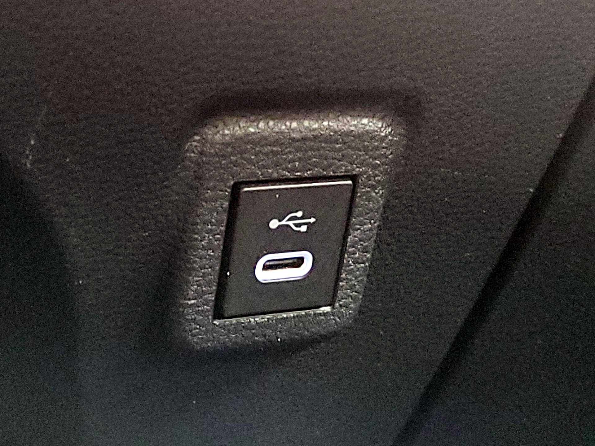 Thumbnail: 2024 Toyota Corolla - 18