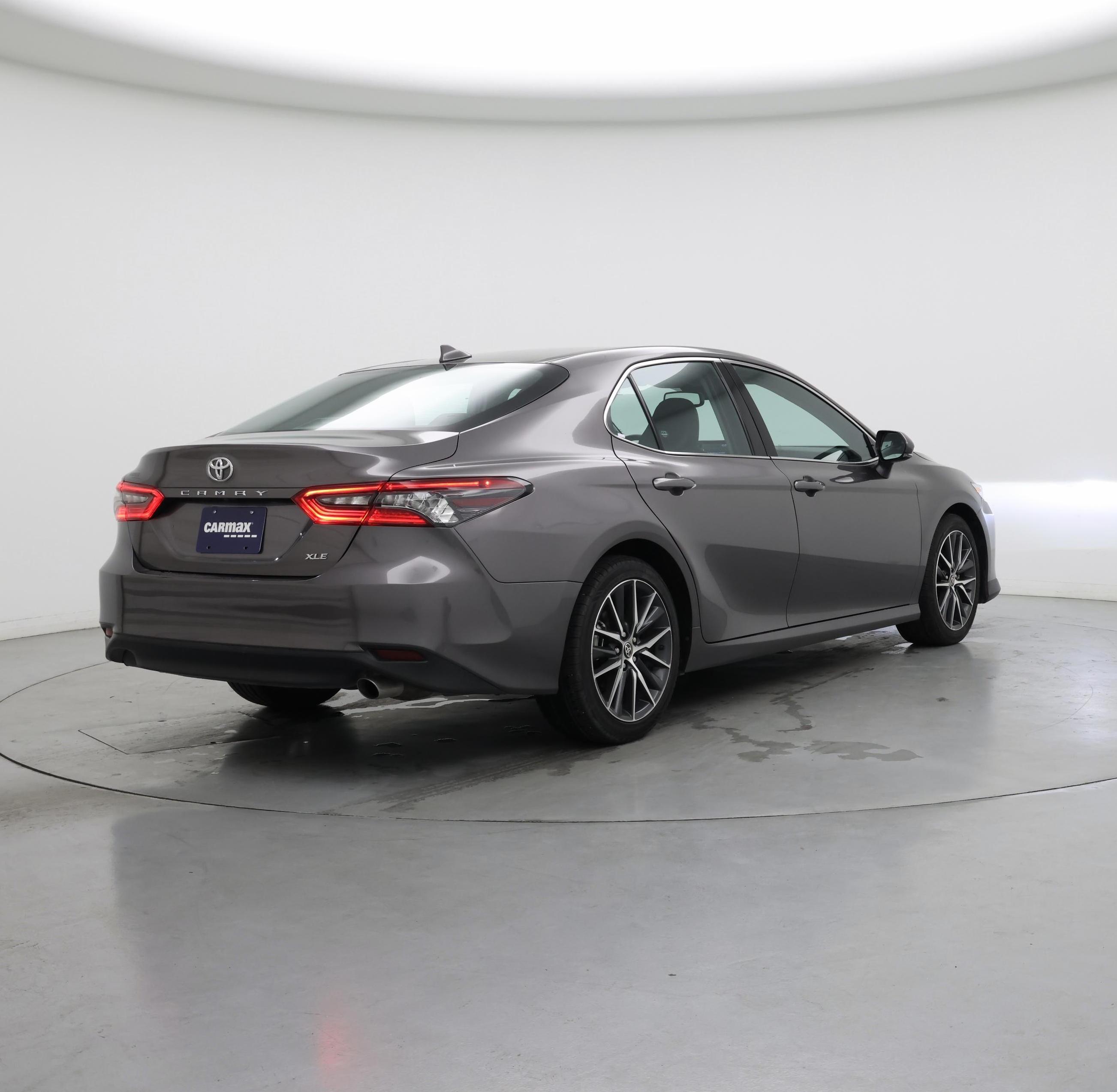 Thumbnail: 2022 Toyota Camry - 8