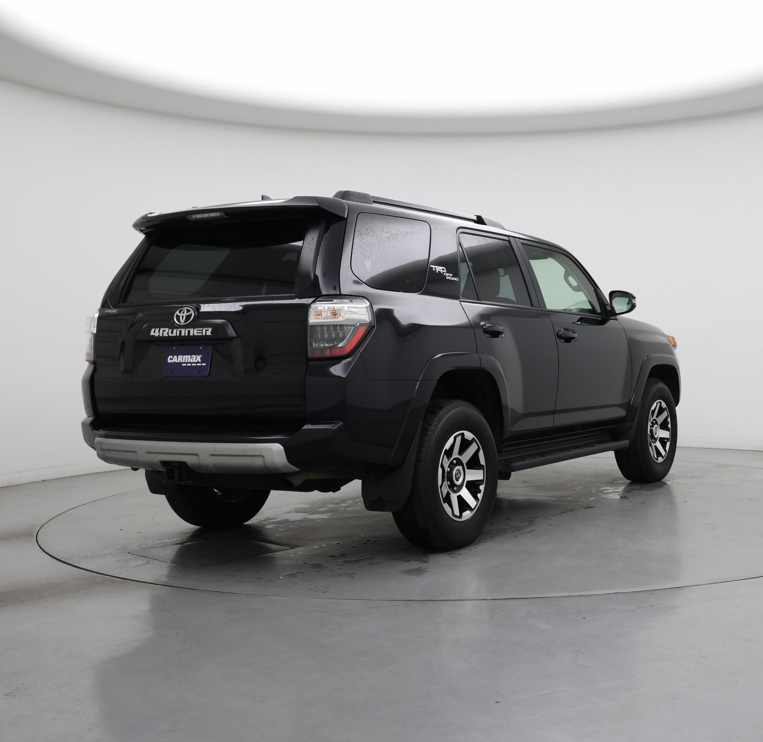 Thumbnail: 2024 Toyota 4Runner - 8