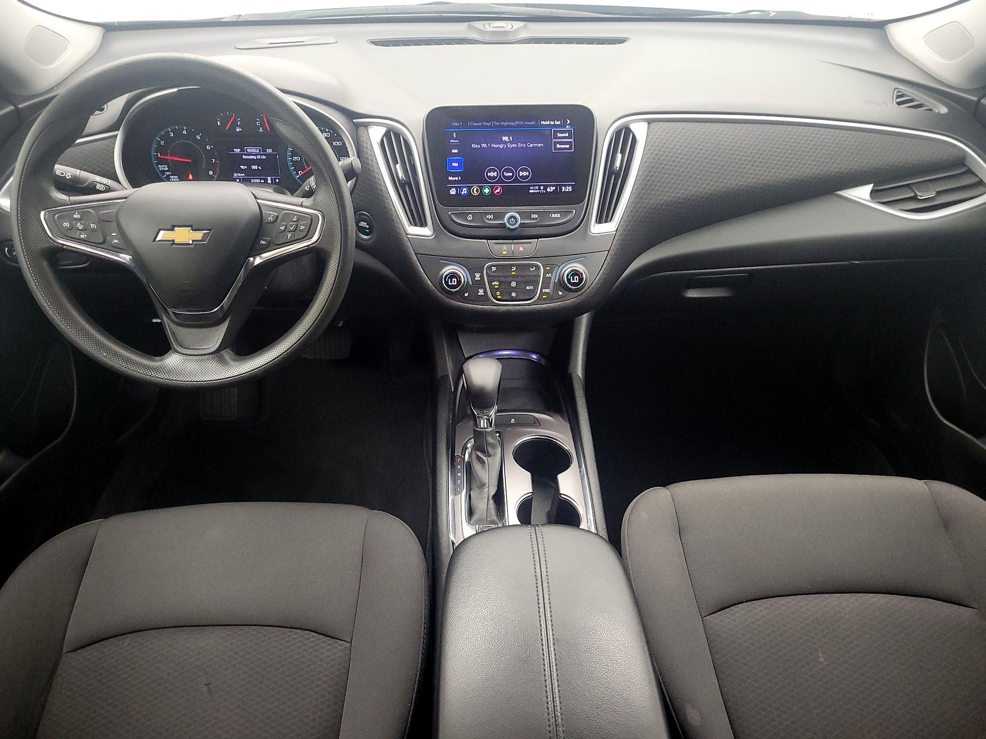 Thumbnail: 2023 Chevrolet Malibu - 9