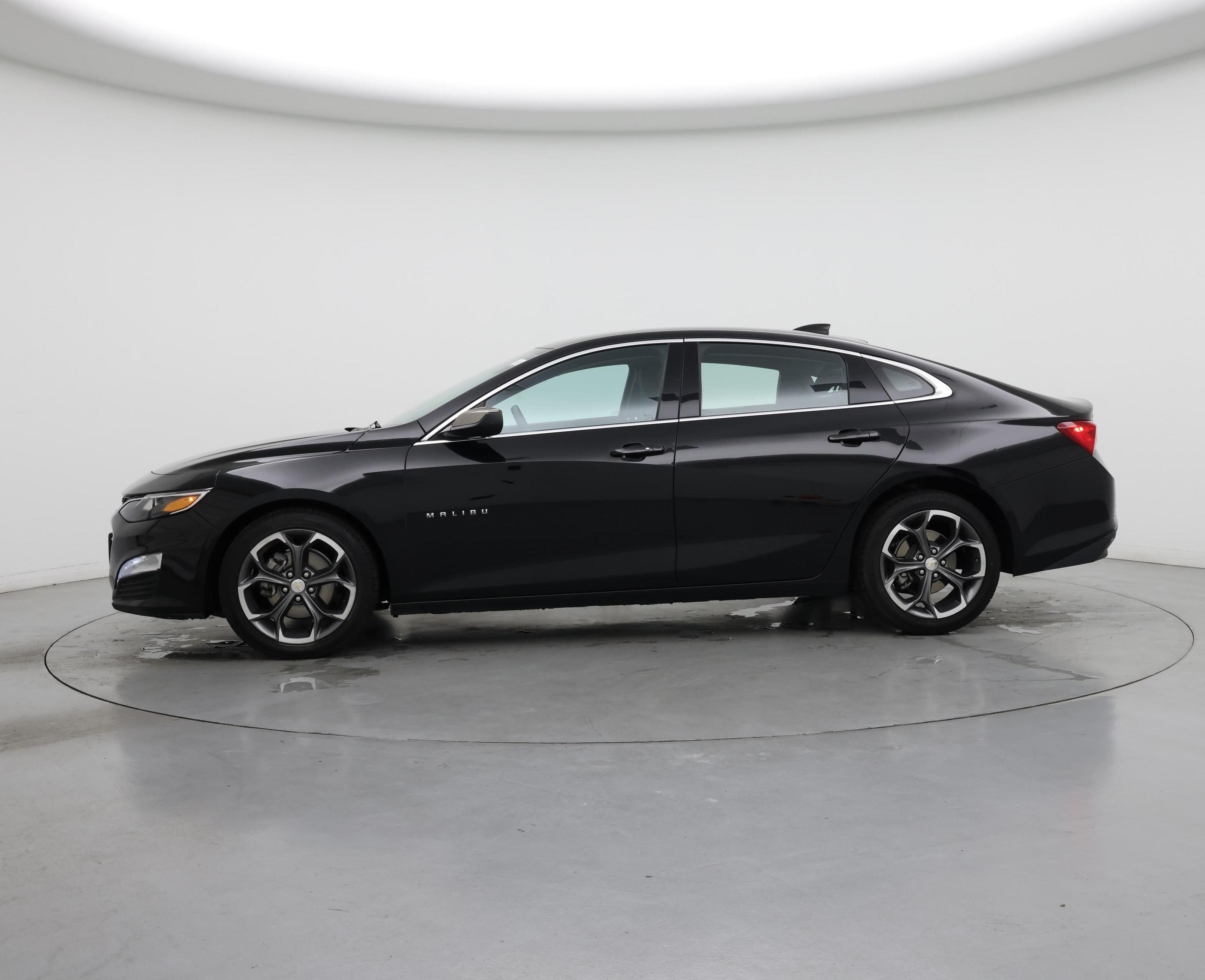 Thumbnail: 2023 Chevrolet Malibu - 3