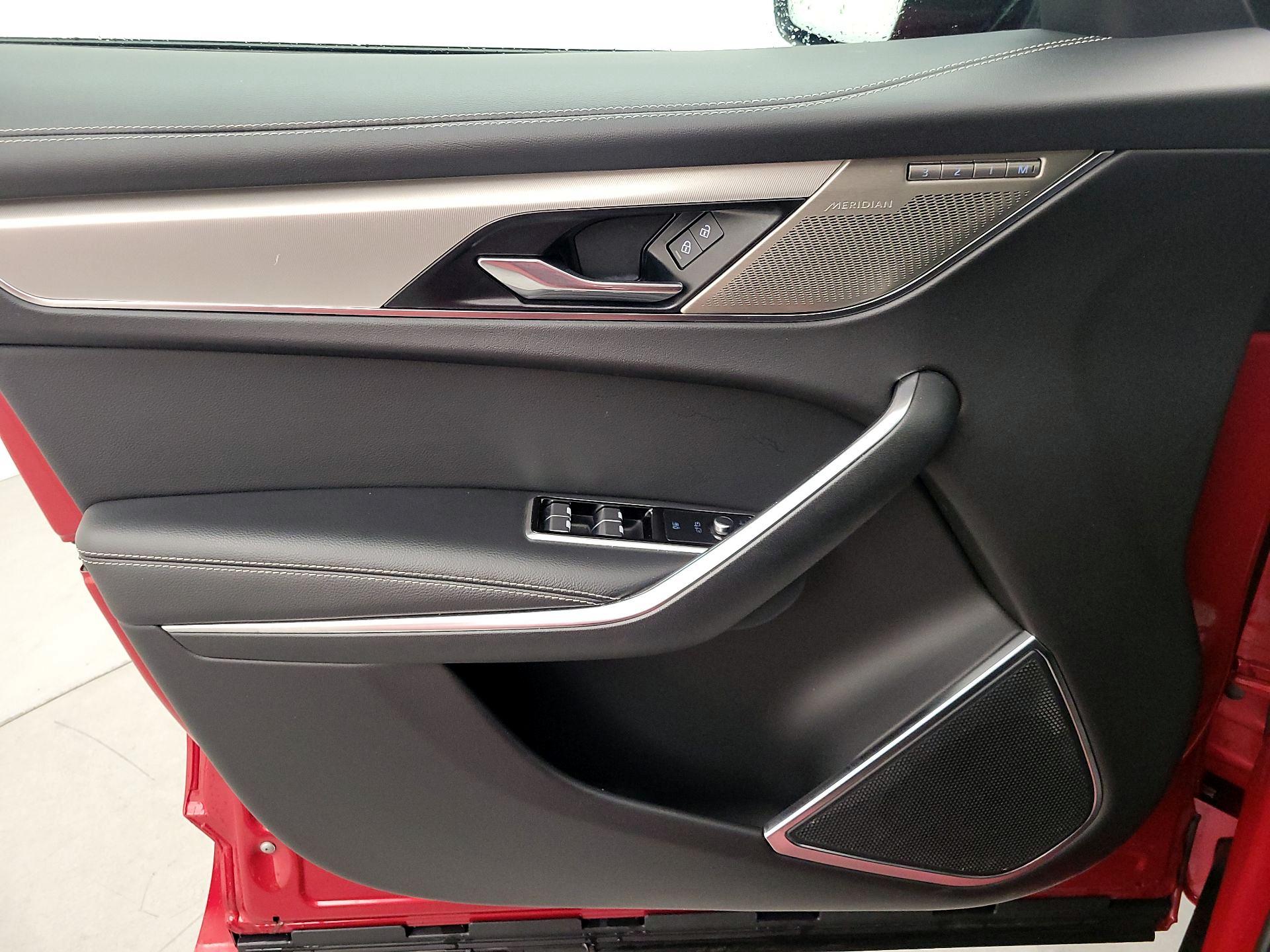 Thumbnail: 2024 Jaguar F-Pace - 12