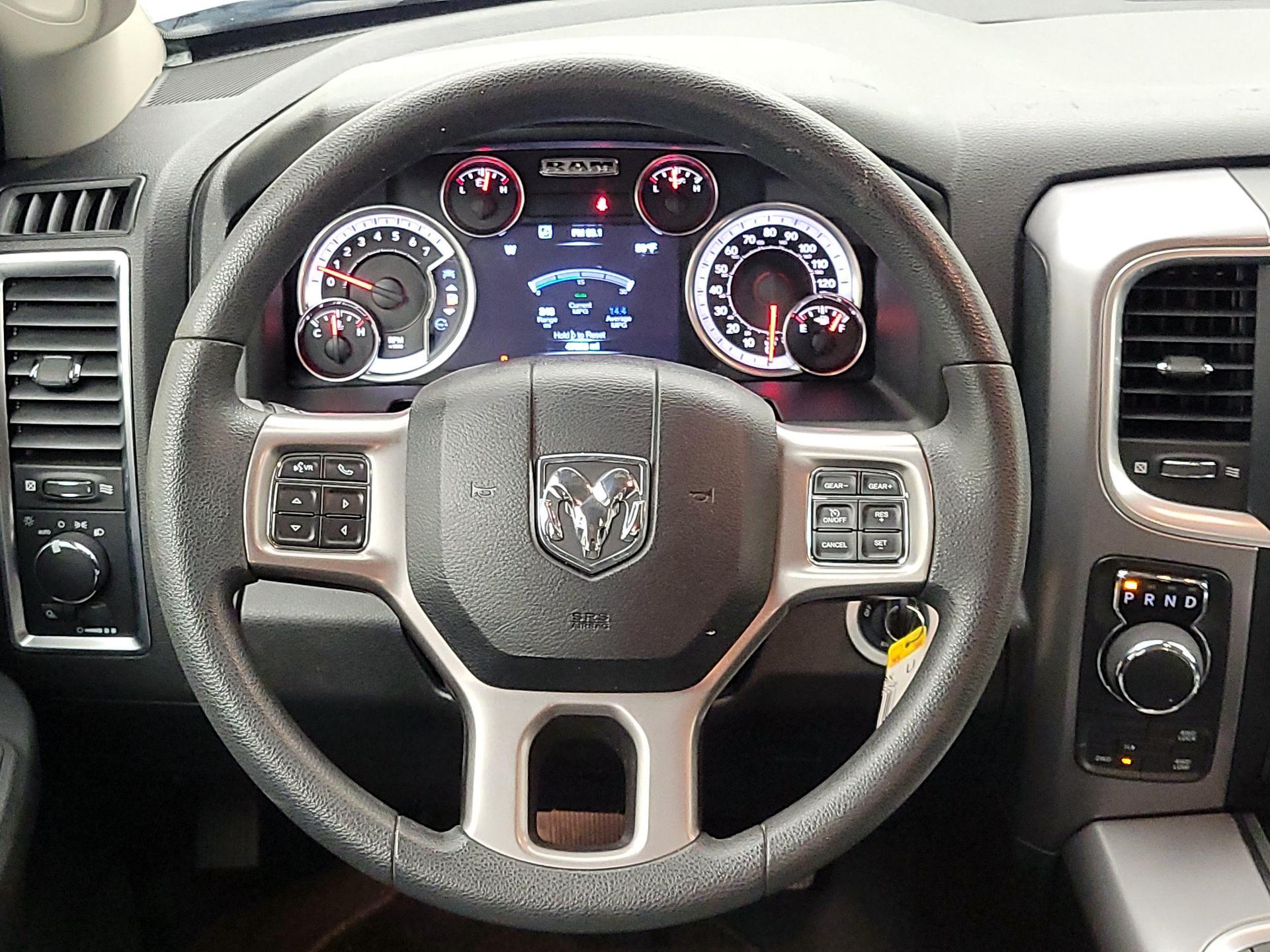 Thumbnail: 2023 RAM 1500 Classic - 10