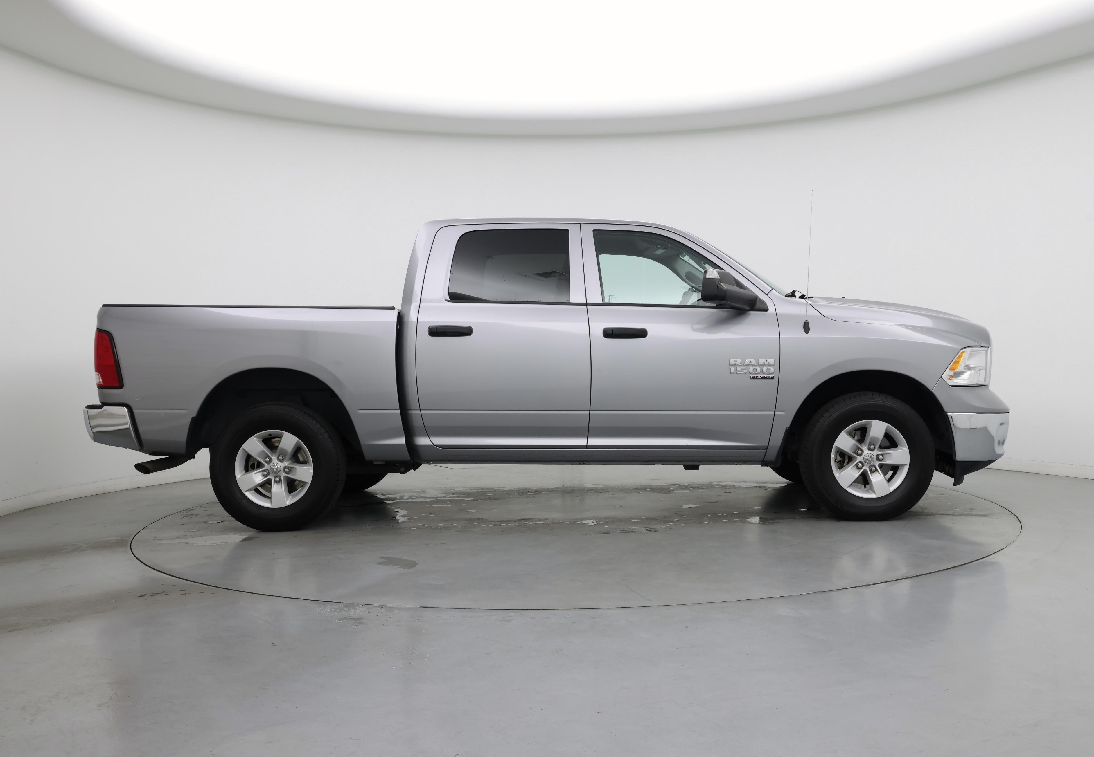 Thumbnail: 2023 RAM 1500 Classic - 7