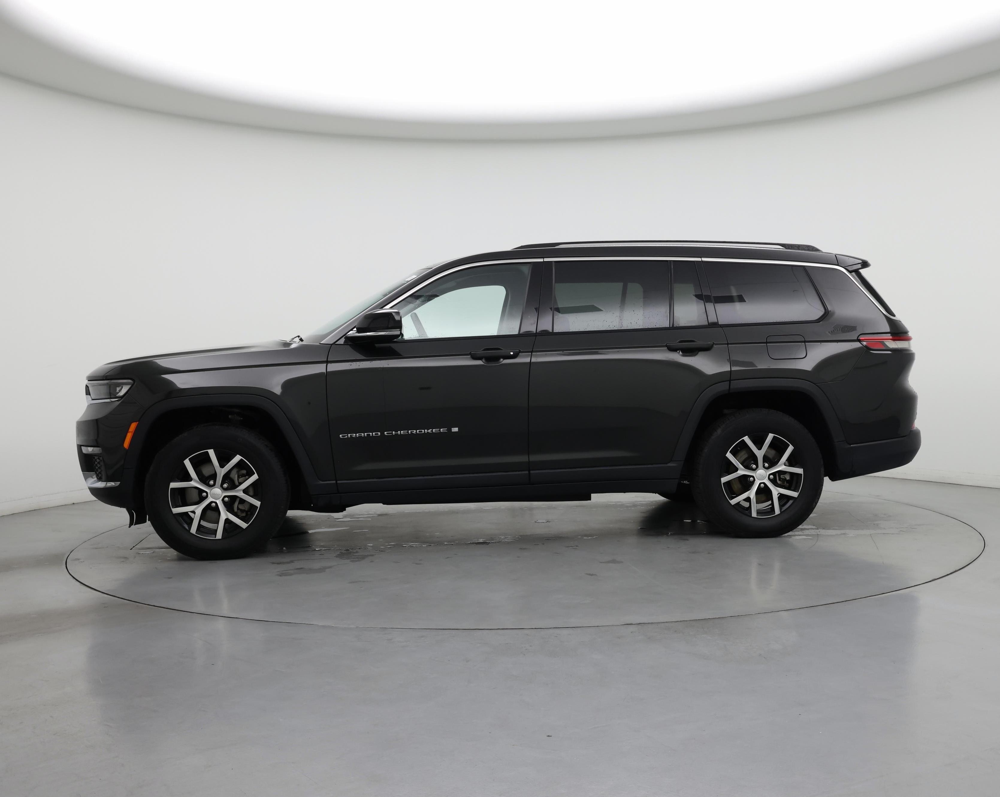 Thumbnail: 2023 Jeep Grand Cherokee L - 3