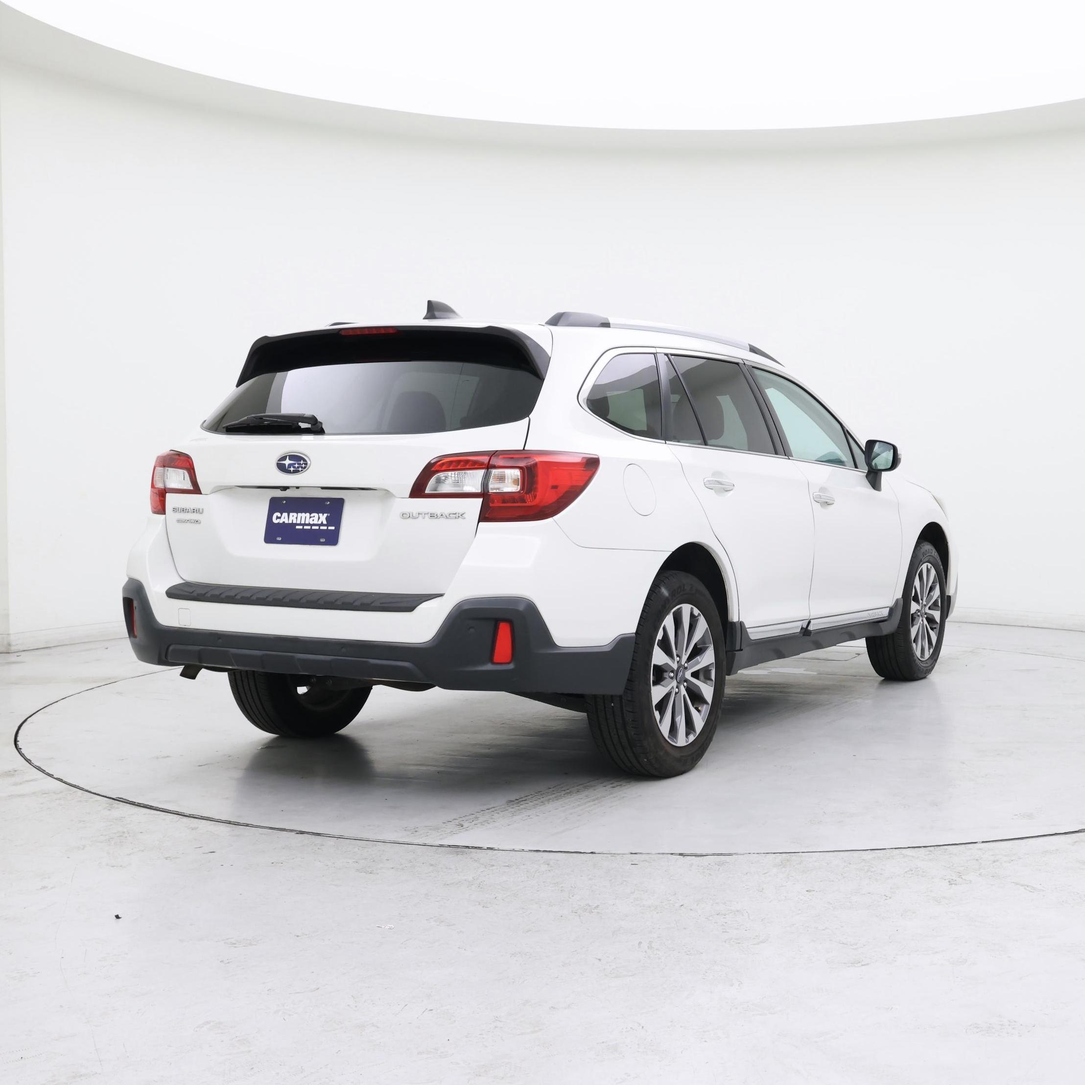 Thumbnail: 2018 Subaru Outback - 8