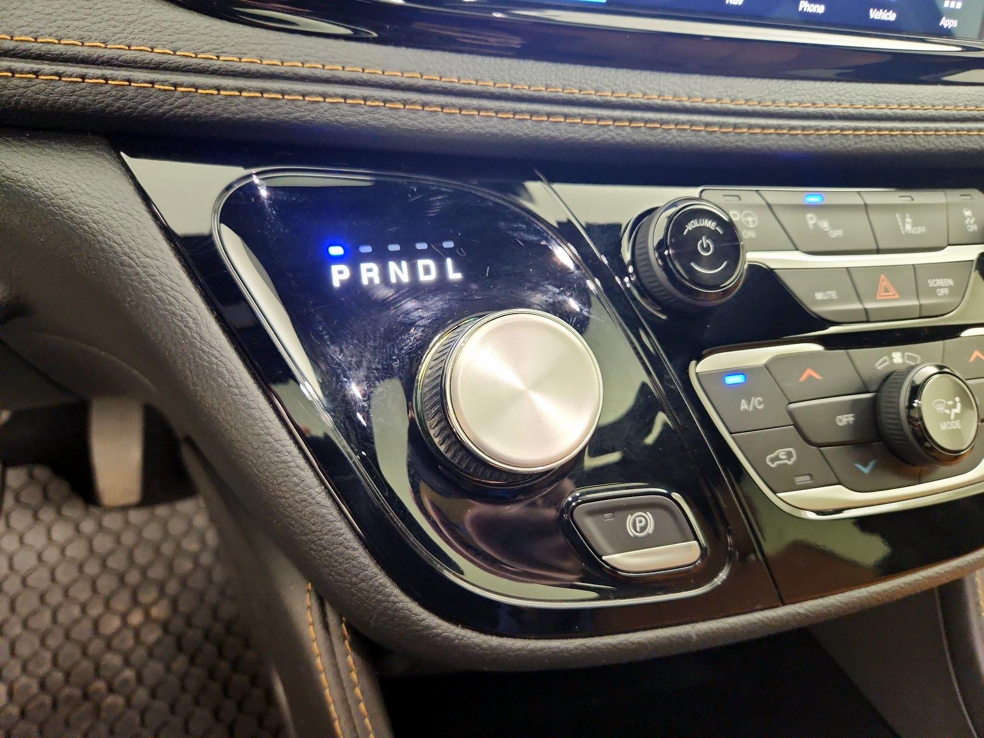 Thumbnail: 2022 Chrysler Pacifica - 18