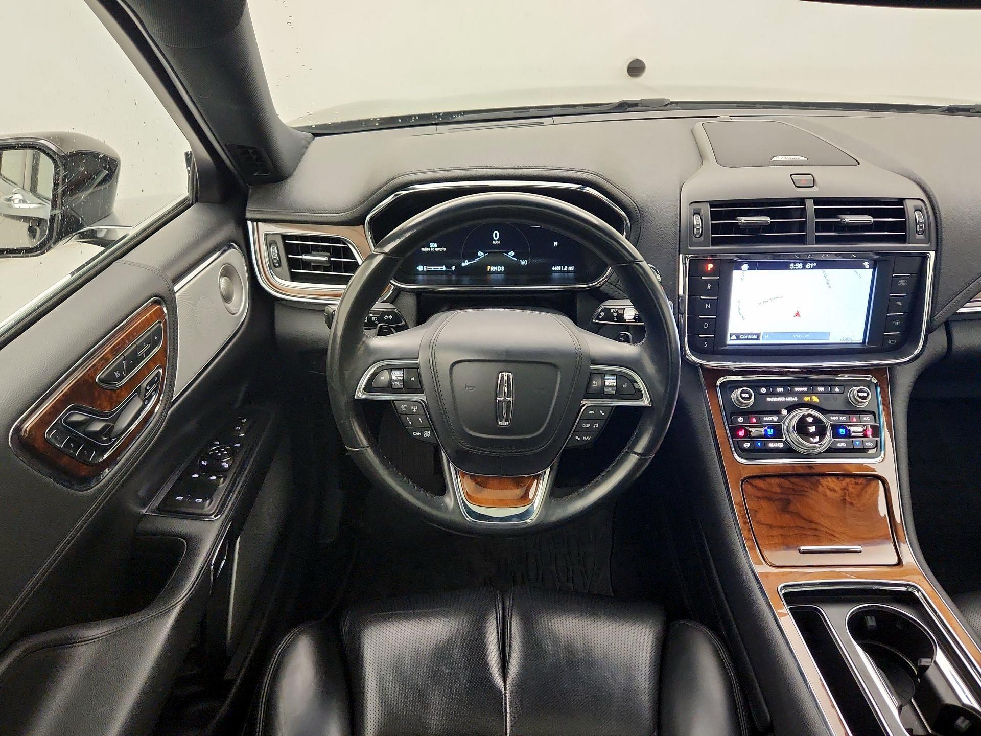 Thumbnail: 2017 Lincoln Continental - 10