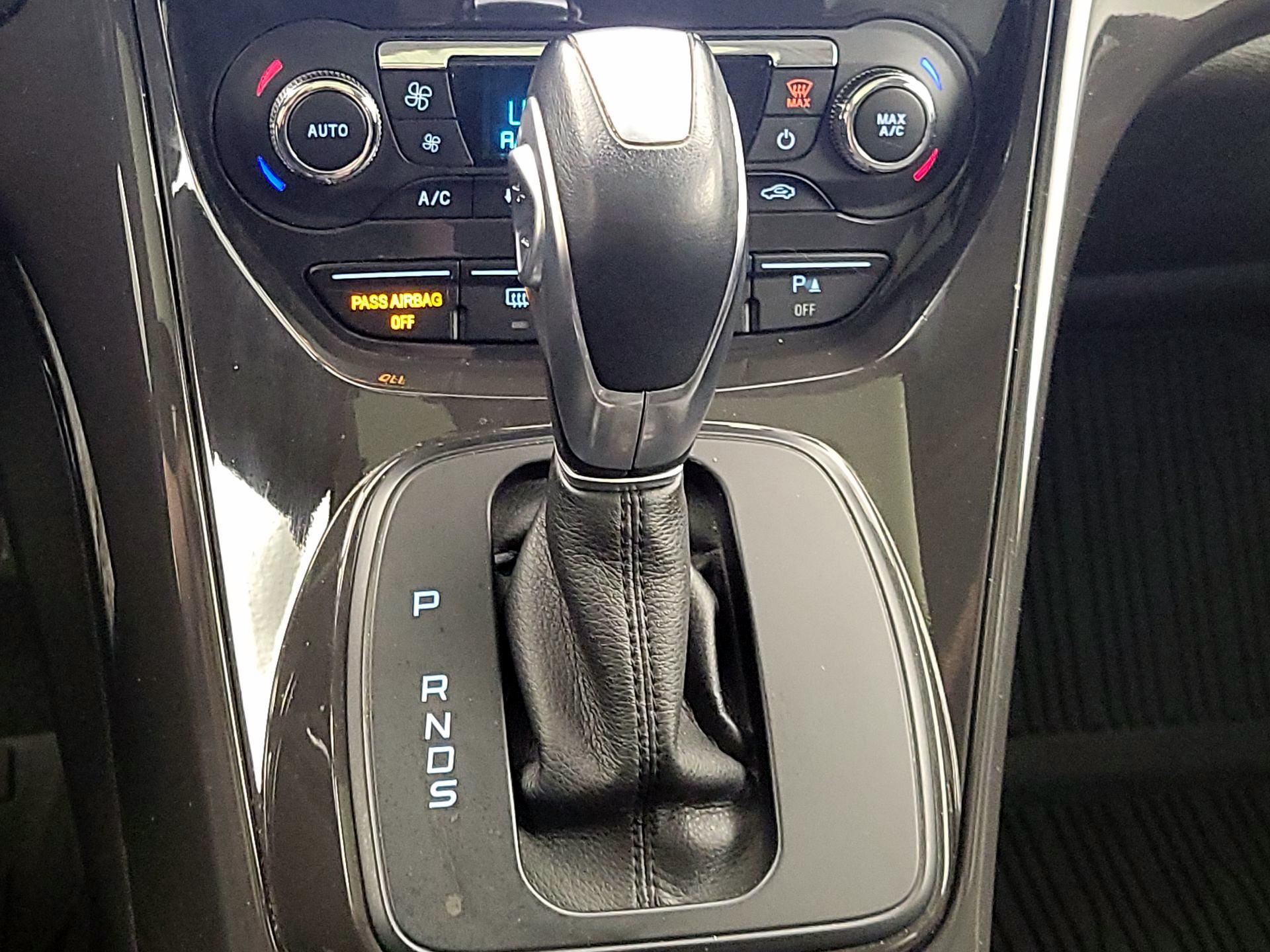 Thumbnail: 2016 Ford Escape - 18