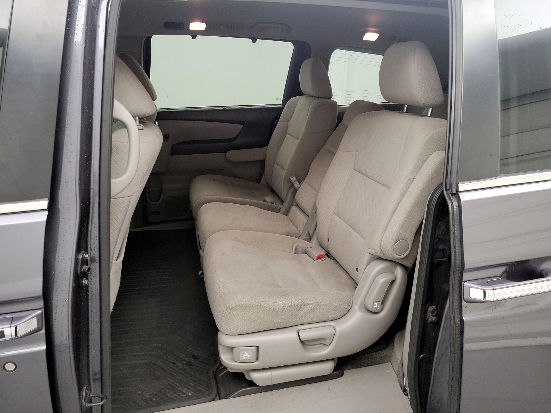 Thumbnail: 2017 Honda Odyssey - 19