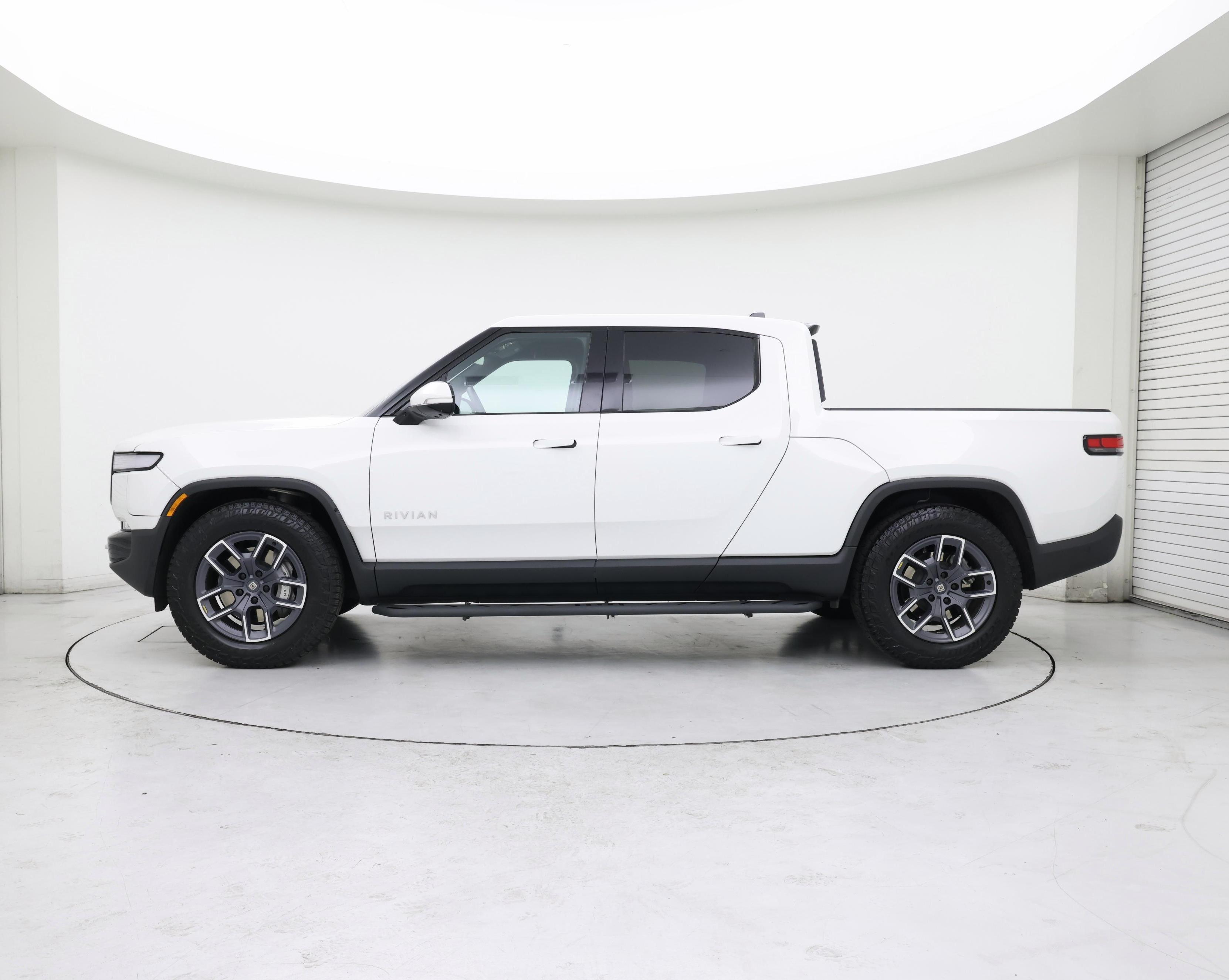 Thumbnail: 2023 Rivian R1T - 3