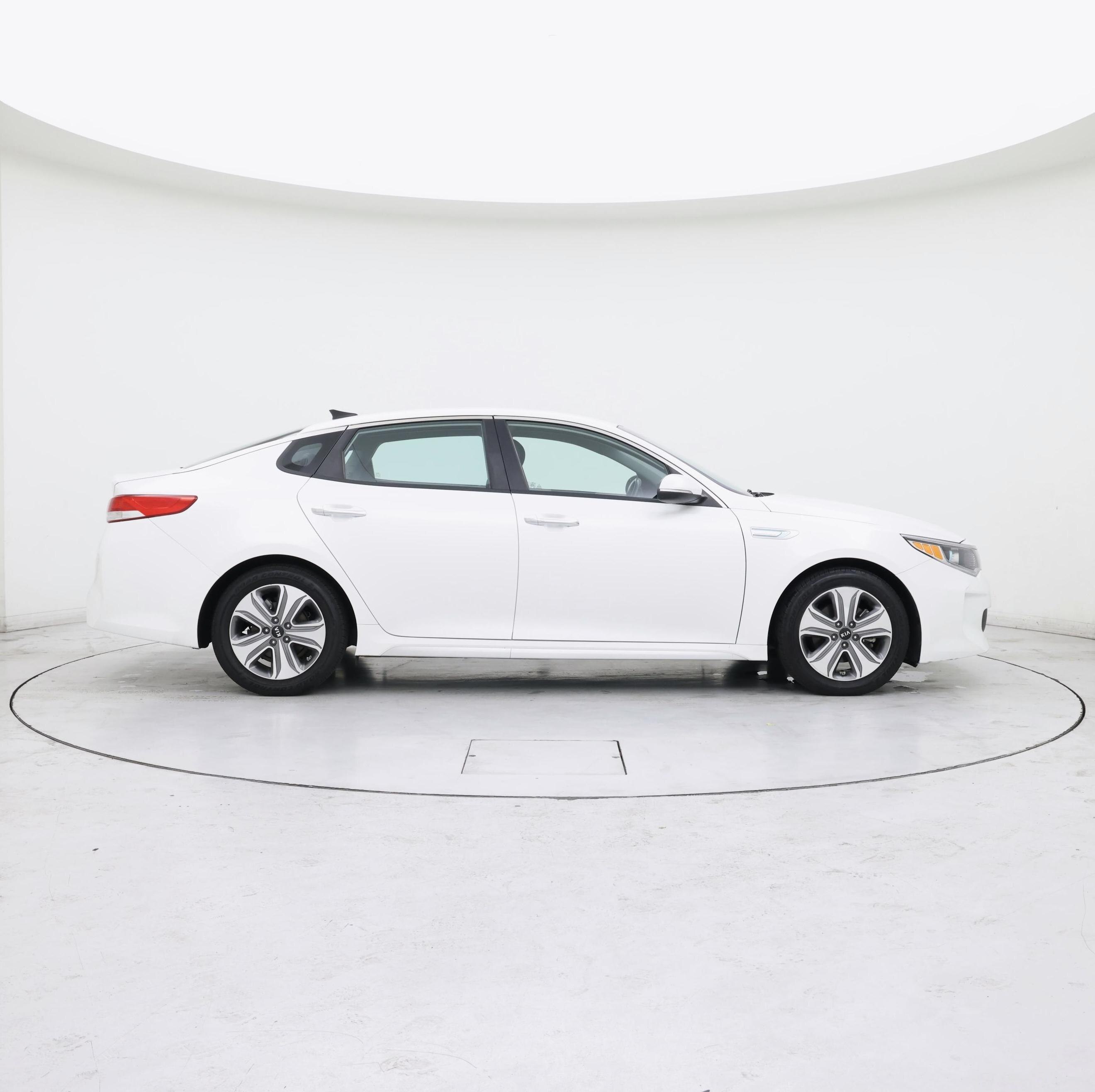 Thumbnail: 2017 Kia Optima - 7