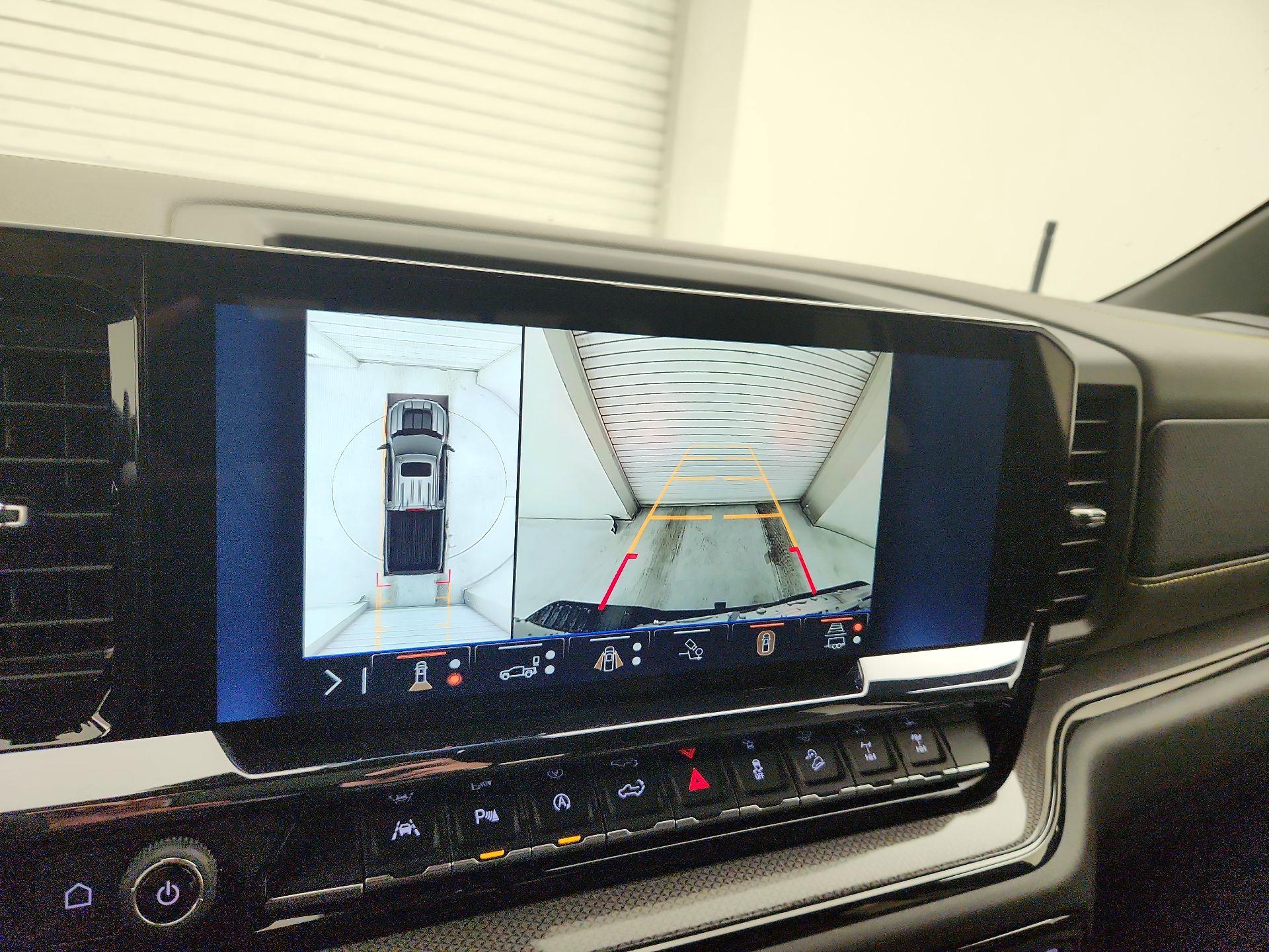 Thumbnail: 2025 Chevrolet Silverado 1500 - 15