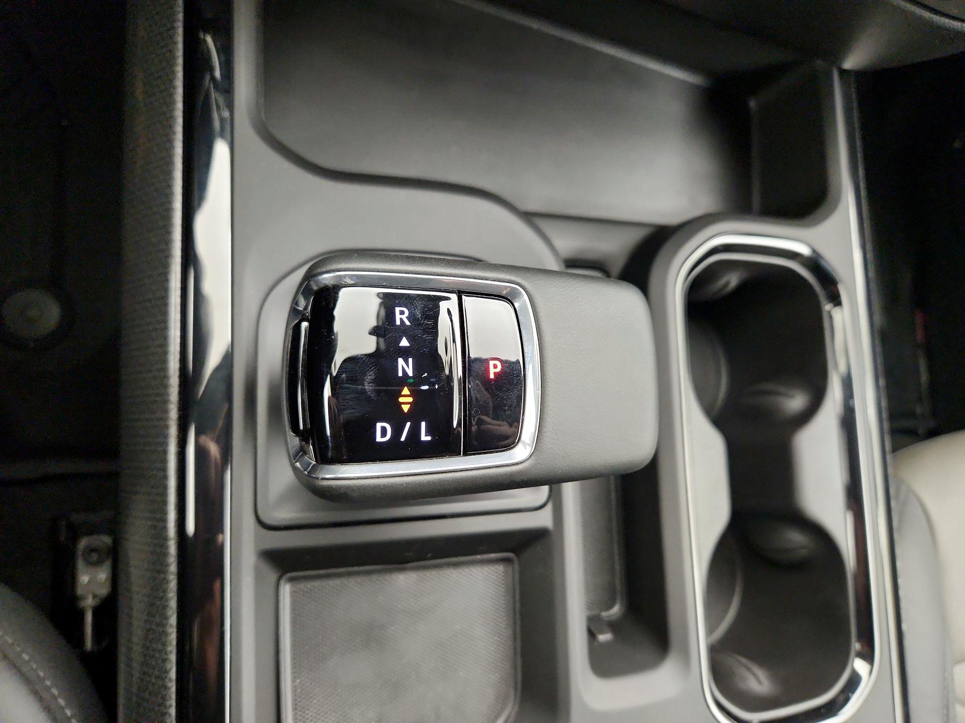 Thumbnail: 2025 Chevrolet Silverado 1500 - 18