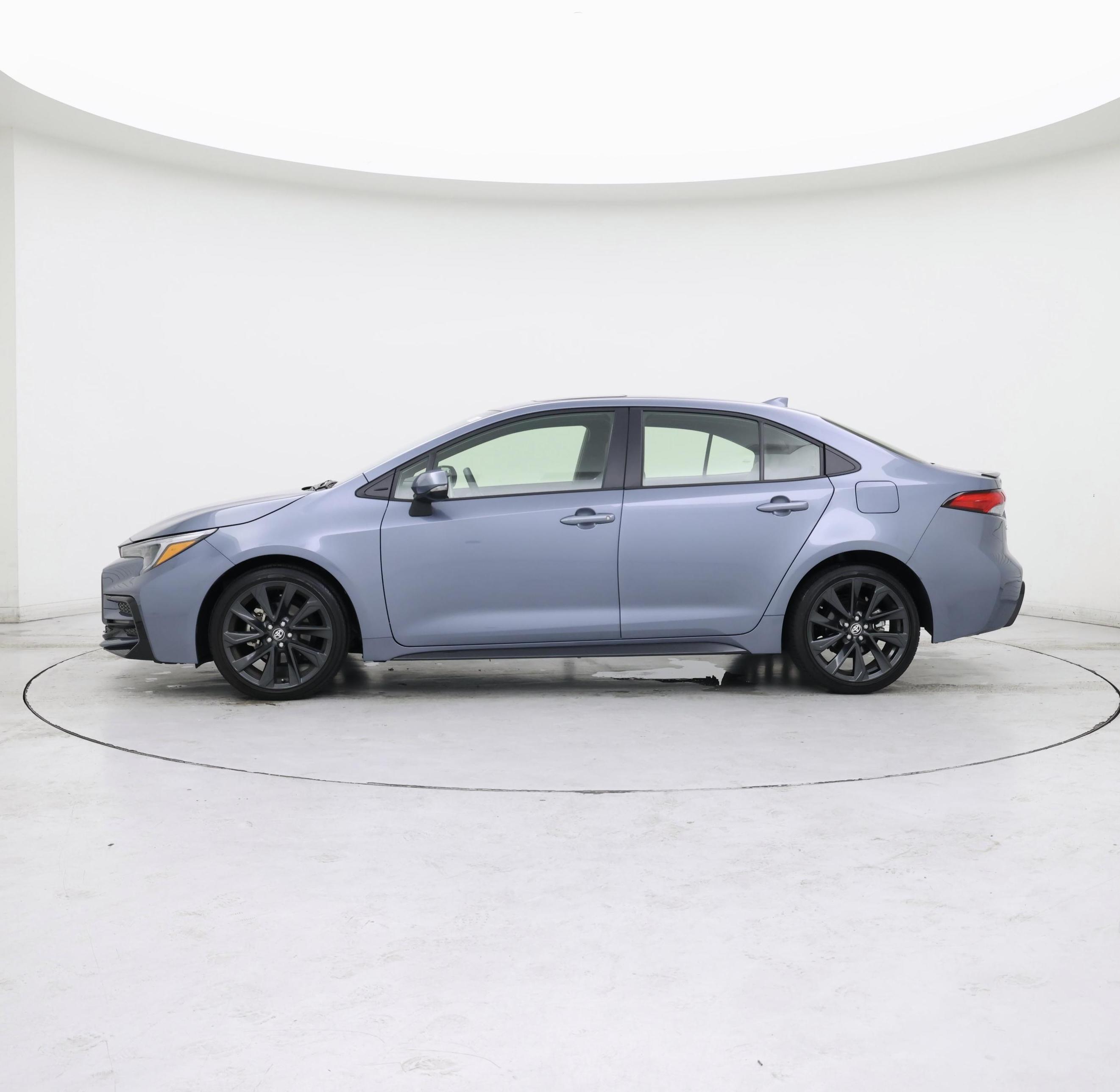 Thumbnail: 2023 Toyota Corolla - 3