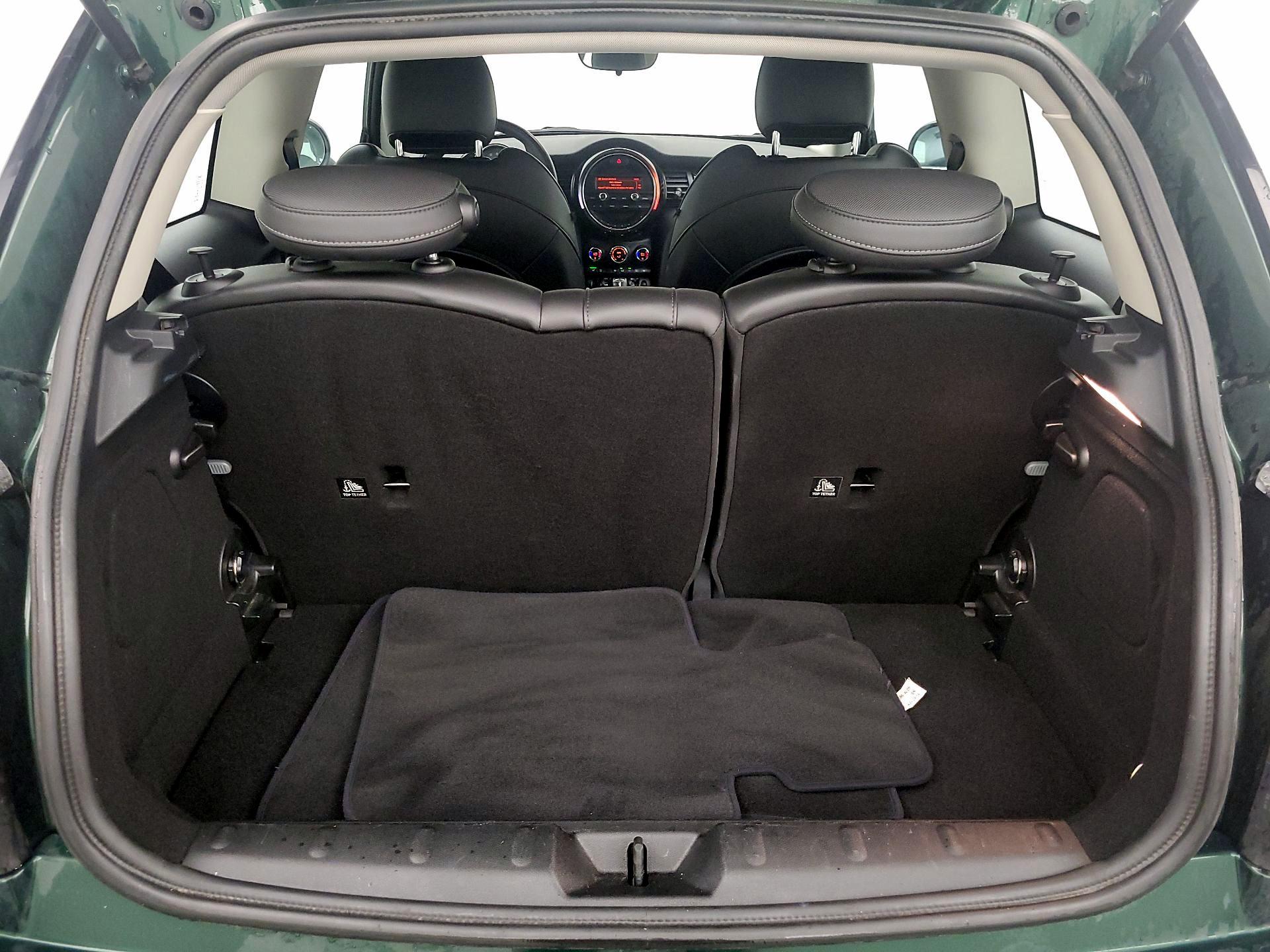 Thumbnail: 2015 MINI Cooper Hardtop - 19