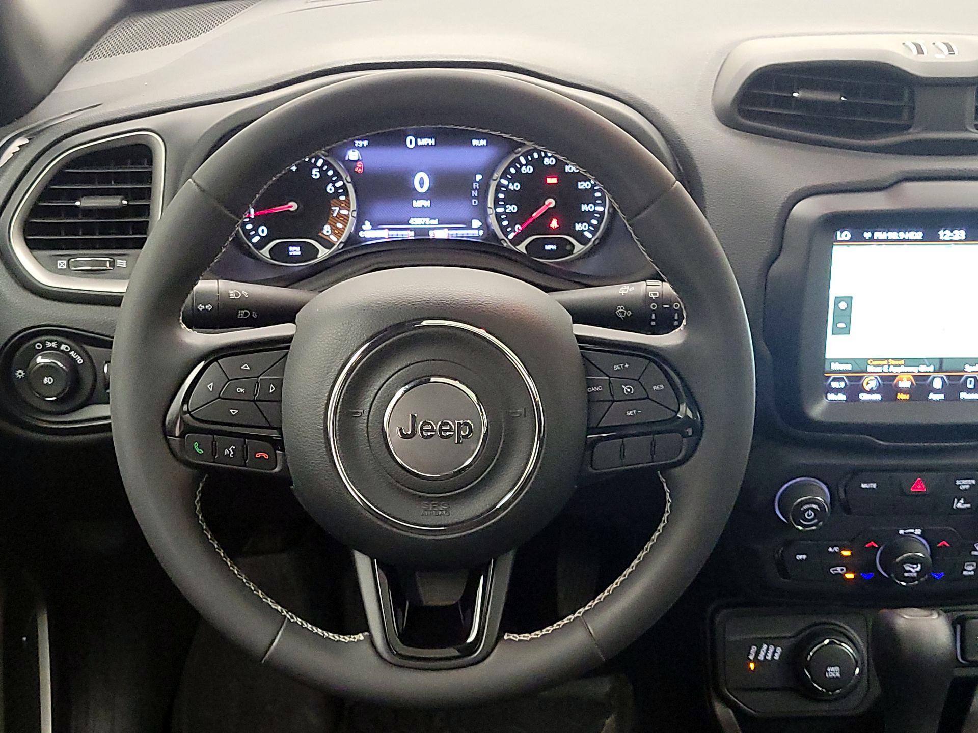 Thumbnail: 2021 Jeep Renegade - 10