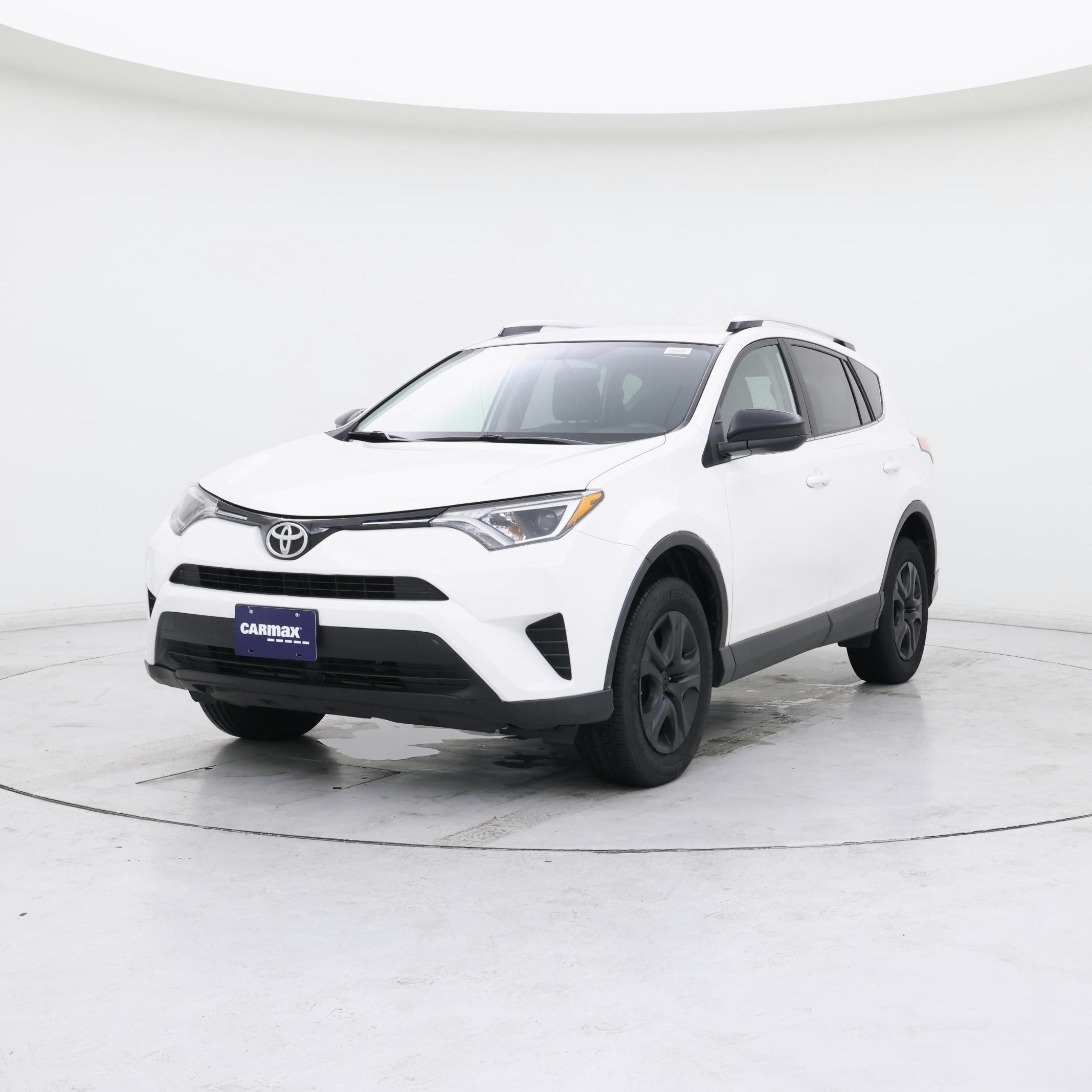 Thumbnail: 2016 Toyota RAV4 - 4