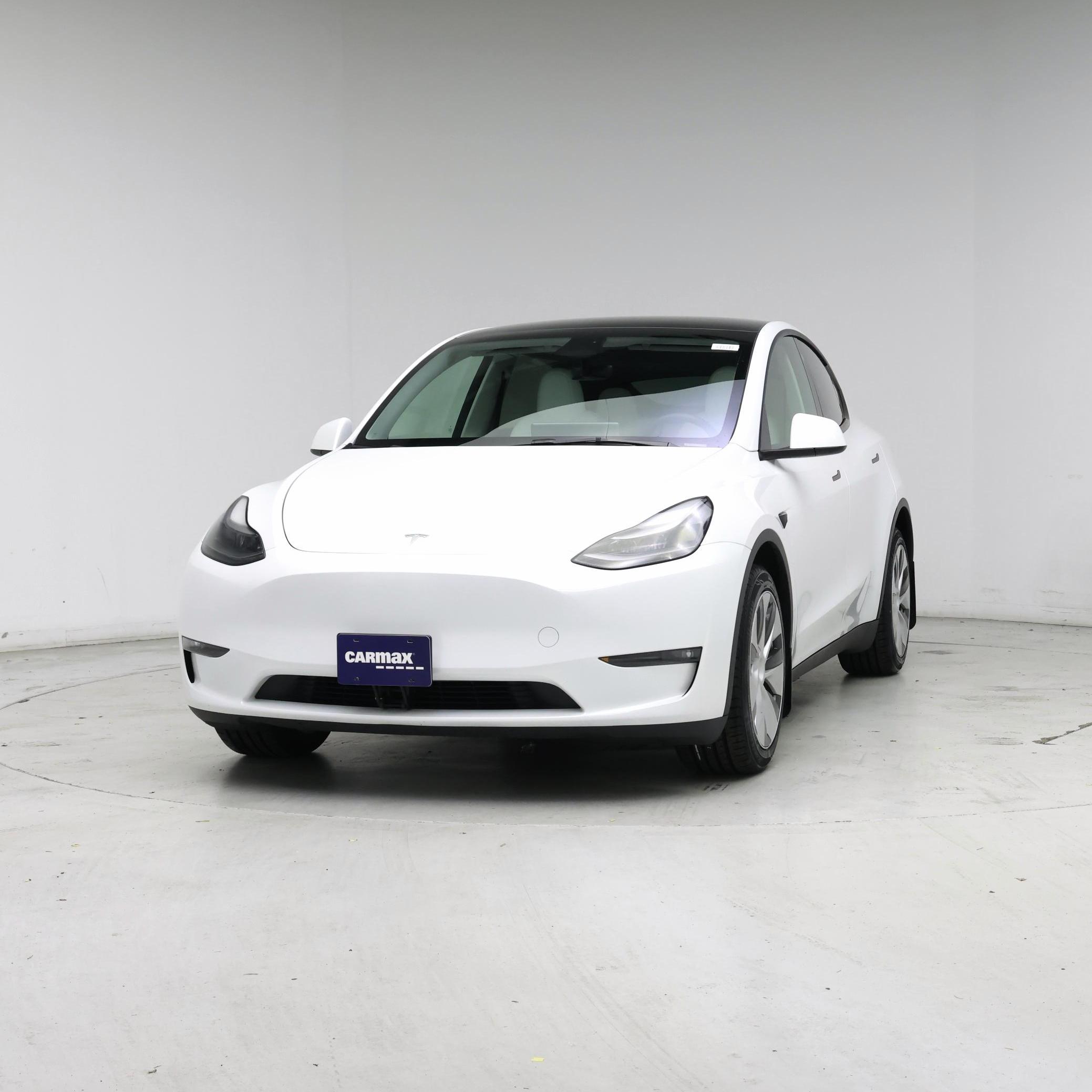 Thumbnail: 2023 Tesla Model Y - 4