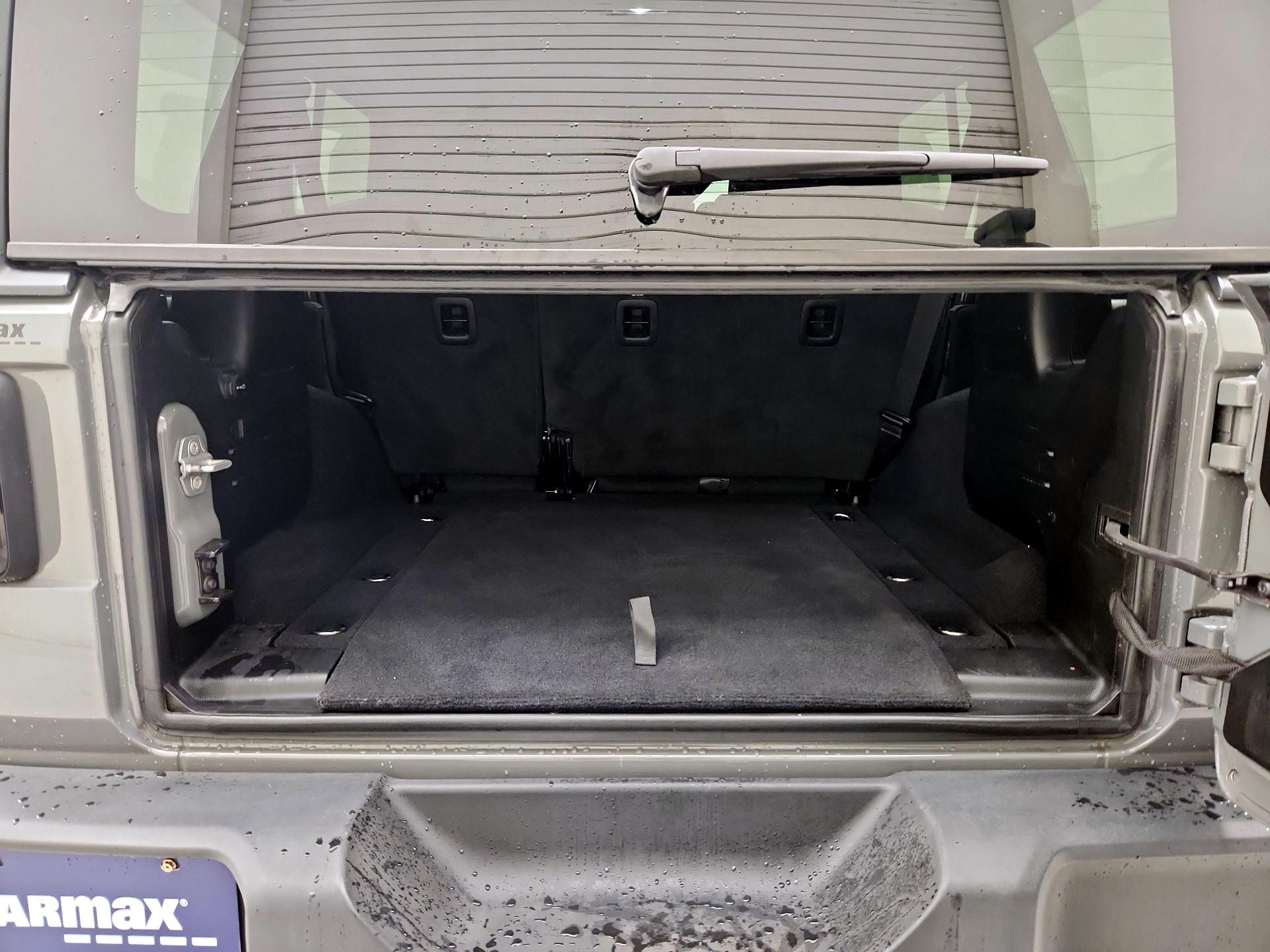 Thumbnail: 2020 Jeep Wrangler - 20