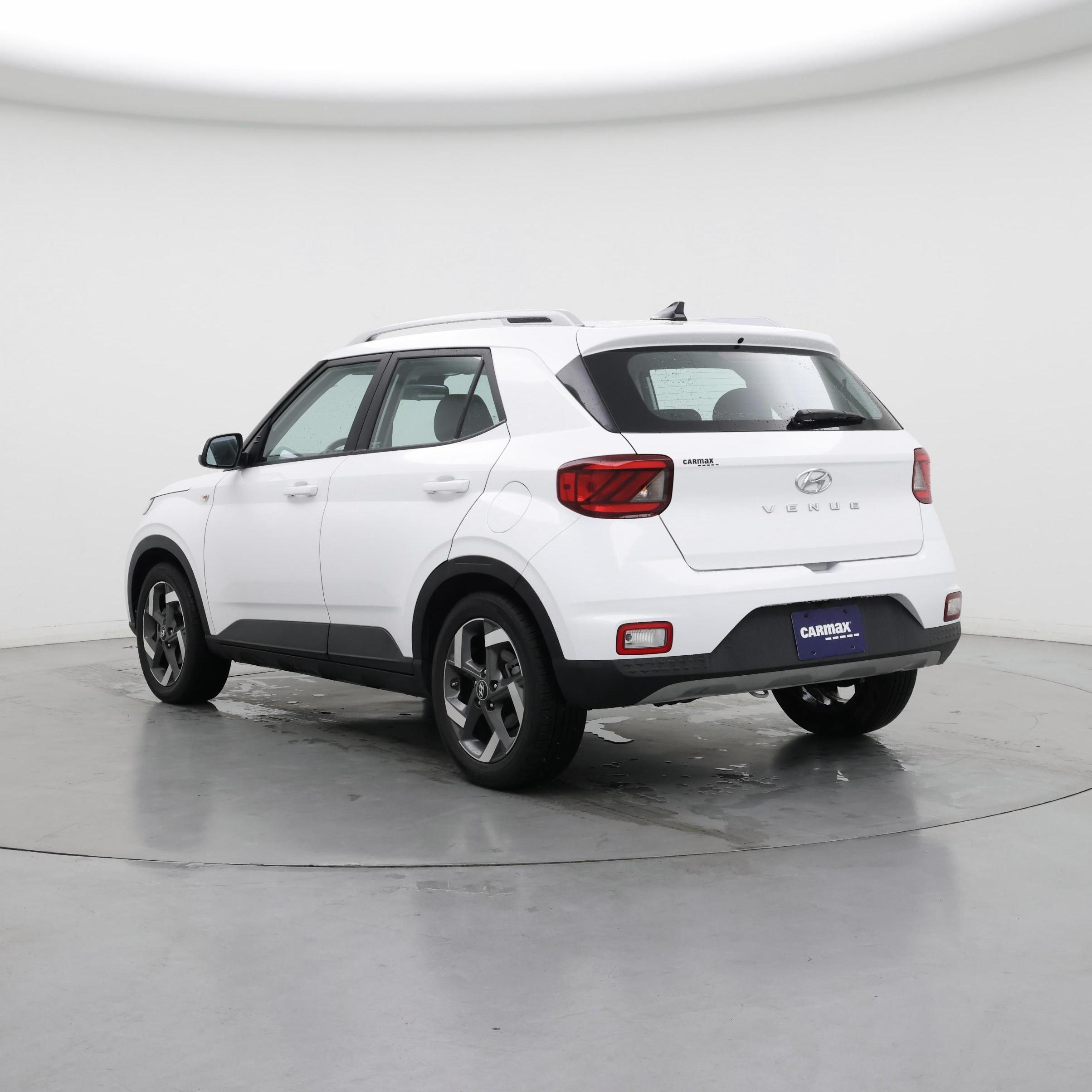 Thumbnail: 2022 Hyundai Venue - 2