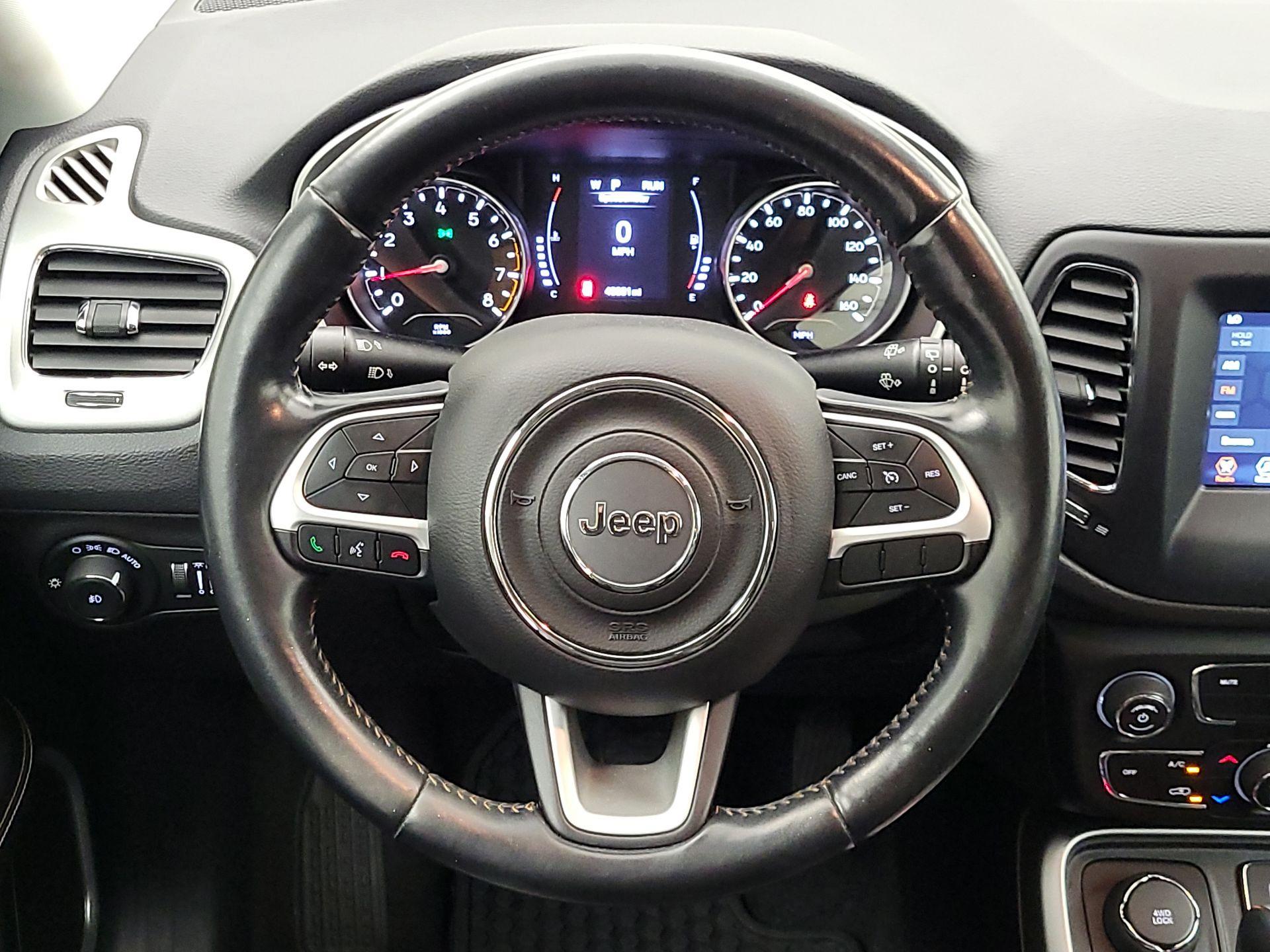Thumbnail: 2020 Jeep Compass - 10