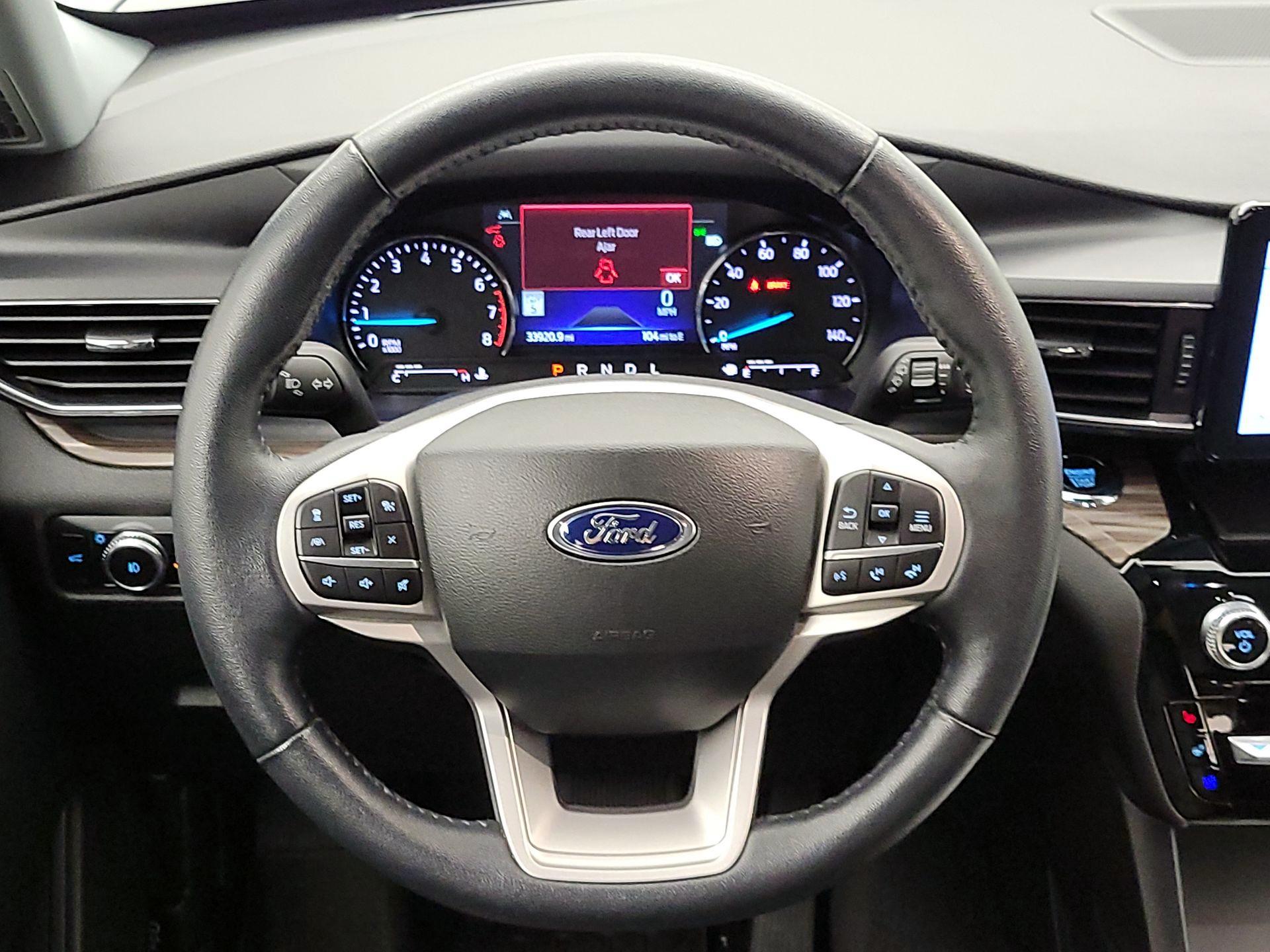 Thumbnail: 2022 Ford Explorer - 10