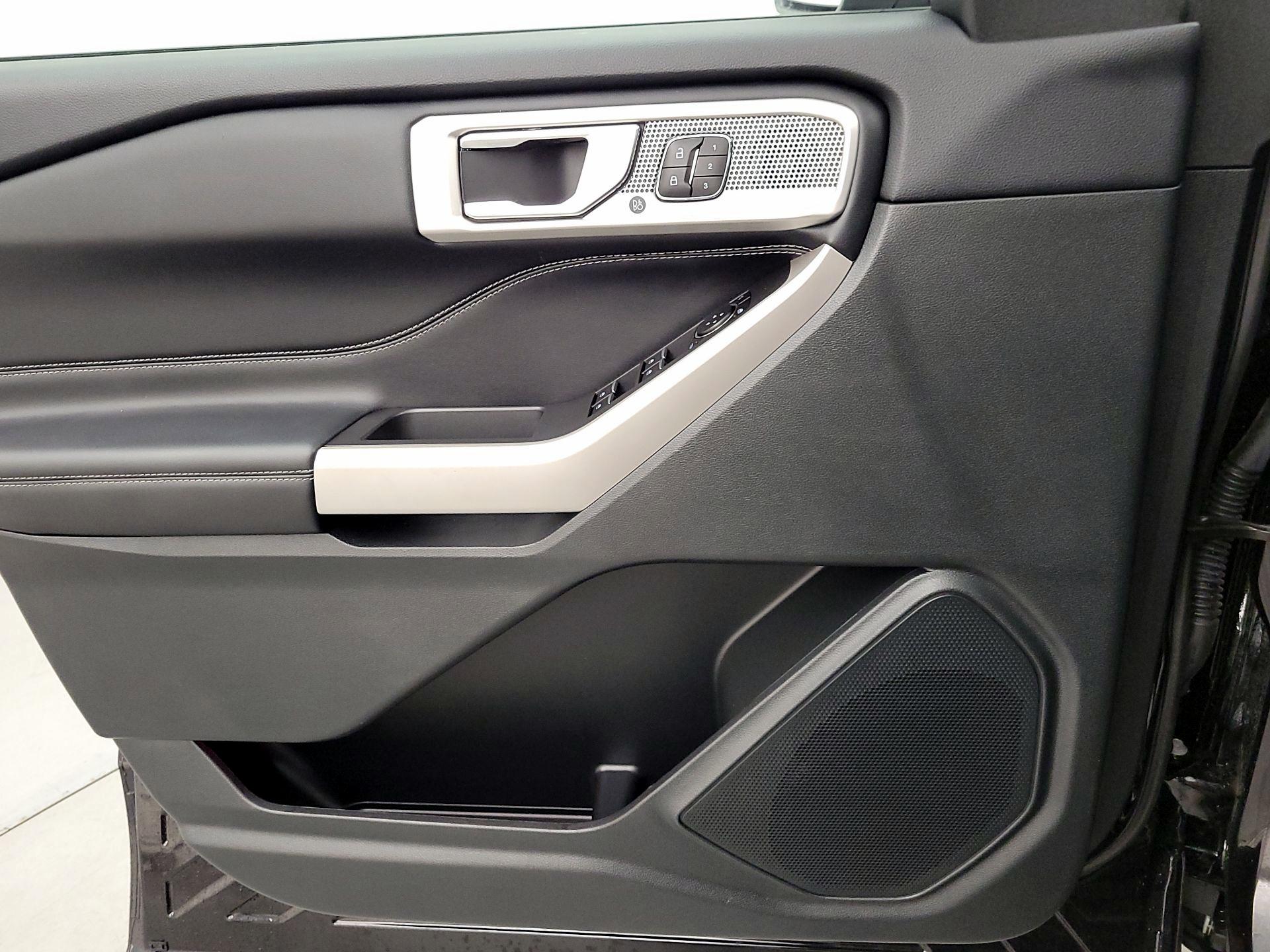 Thumbnail: 2022 Ford Explorer - 12