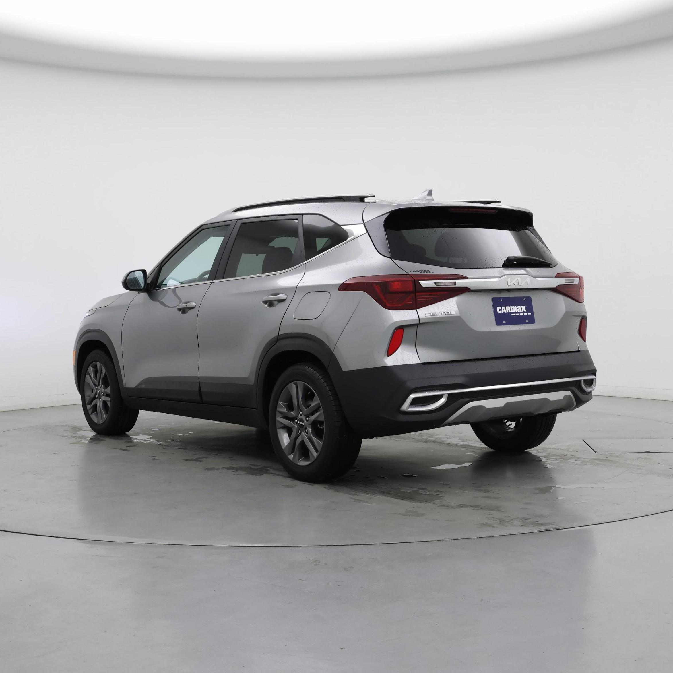 Thumbnail: 2023 Kia Seltos - 2