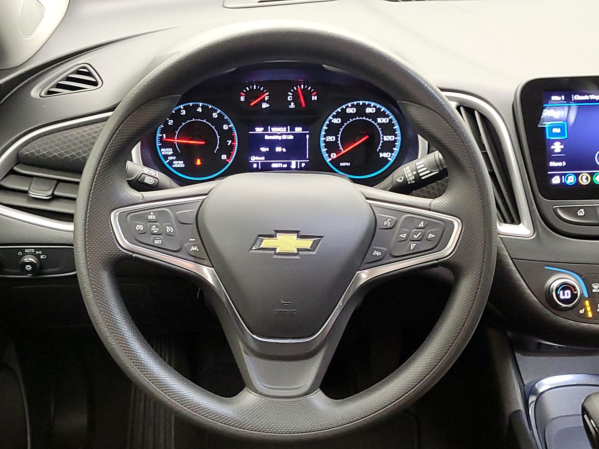 Thumbnail: 2023 Chevrolet Malibu - 10