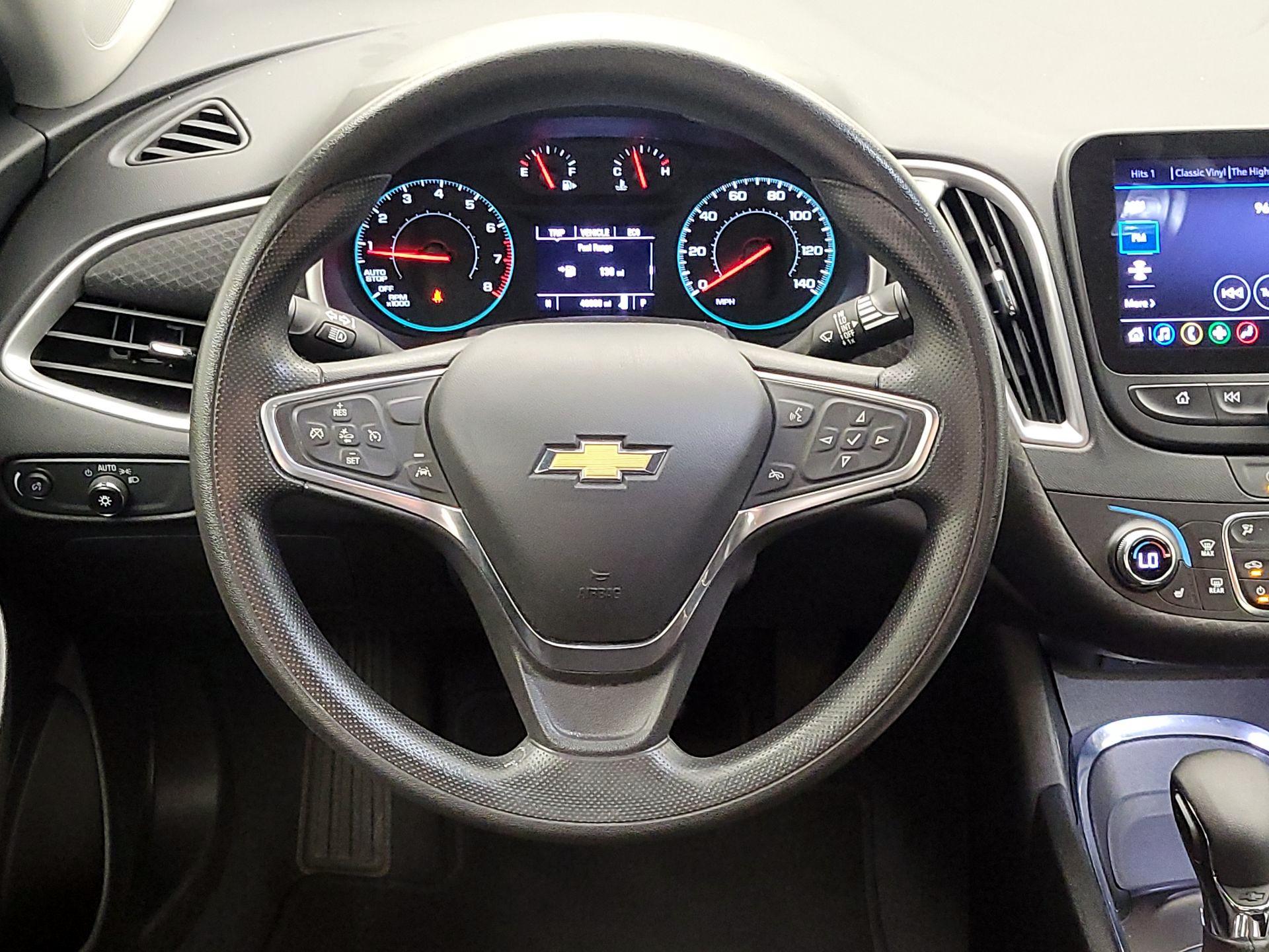 Thumbnail: 2023 Chevrolet Malibu - 10