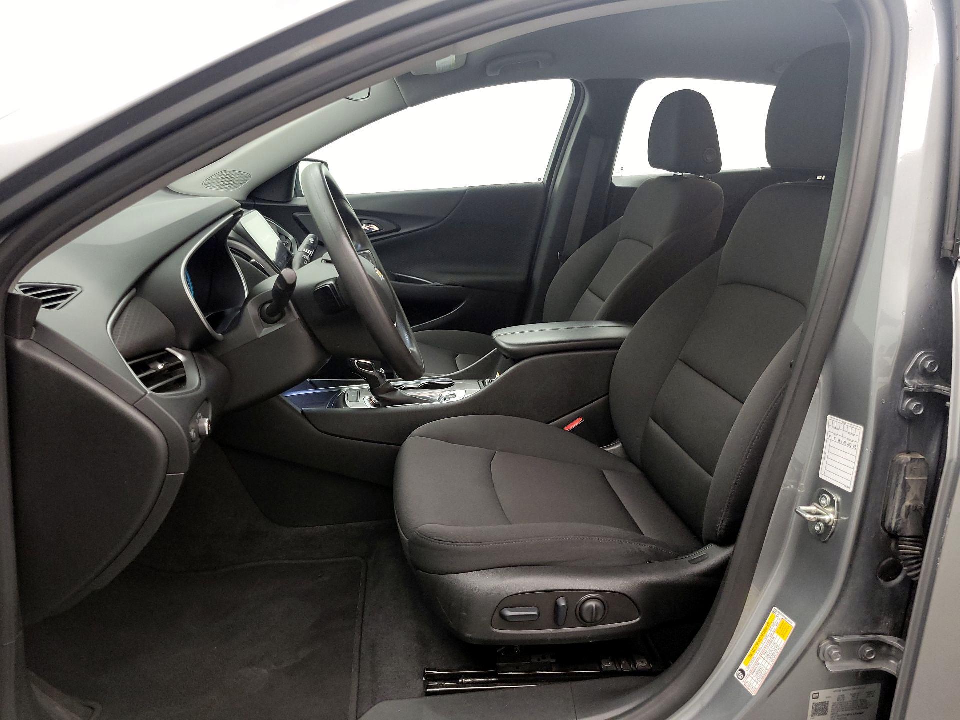 Thumbnail: 2023 Chevrolet Malibu - 11
