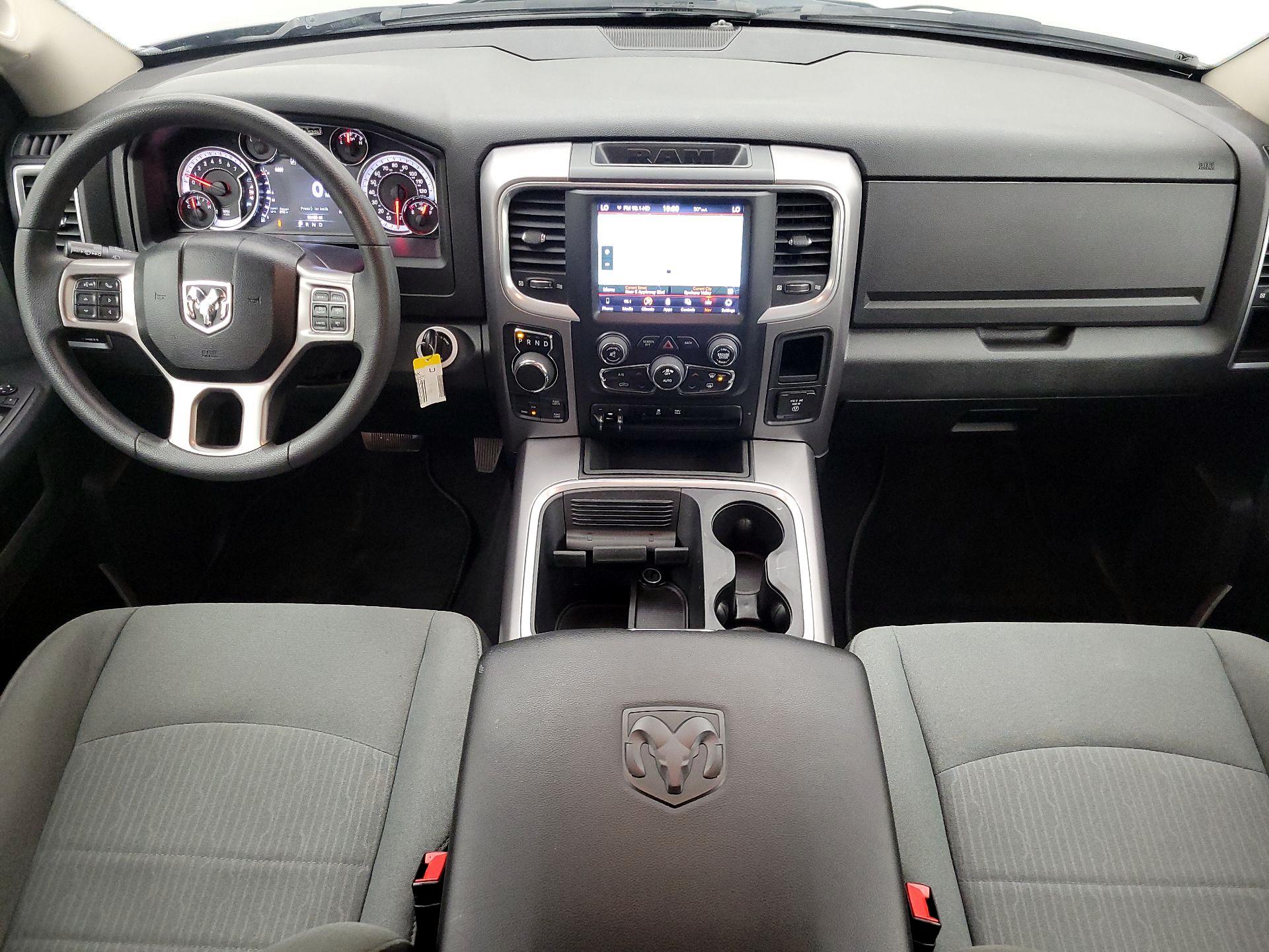 Thumbnail: 2023 RAM 1500 Classic - 9