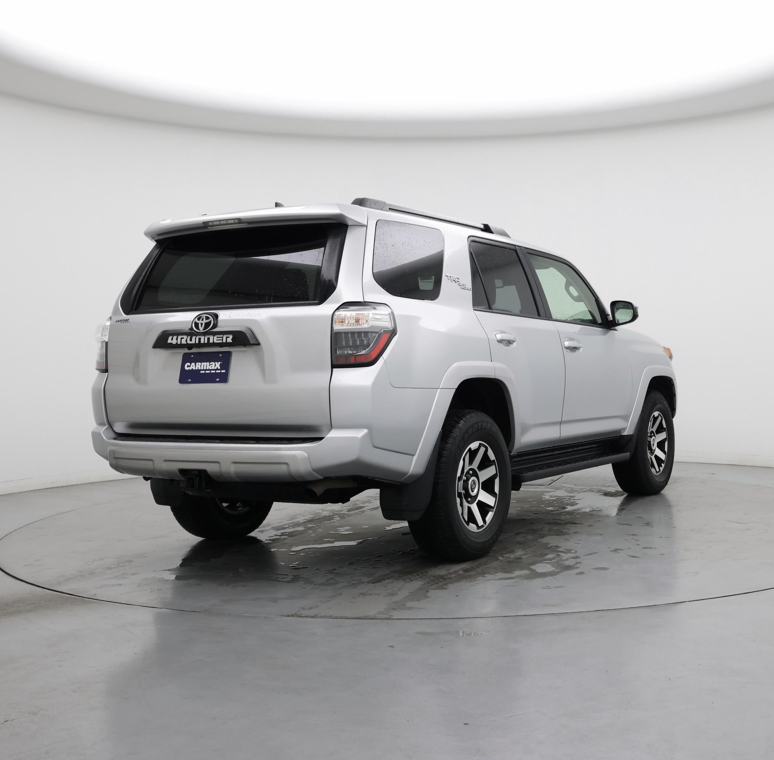 Thumbnail: 2024 Toyota 4Runner - 8