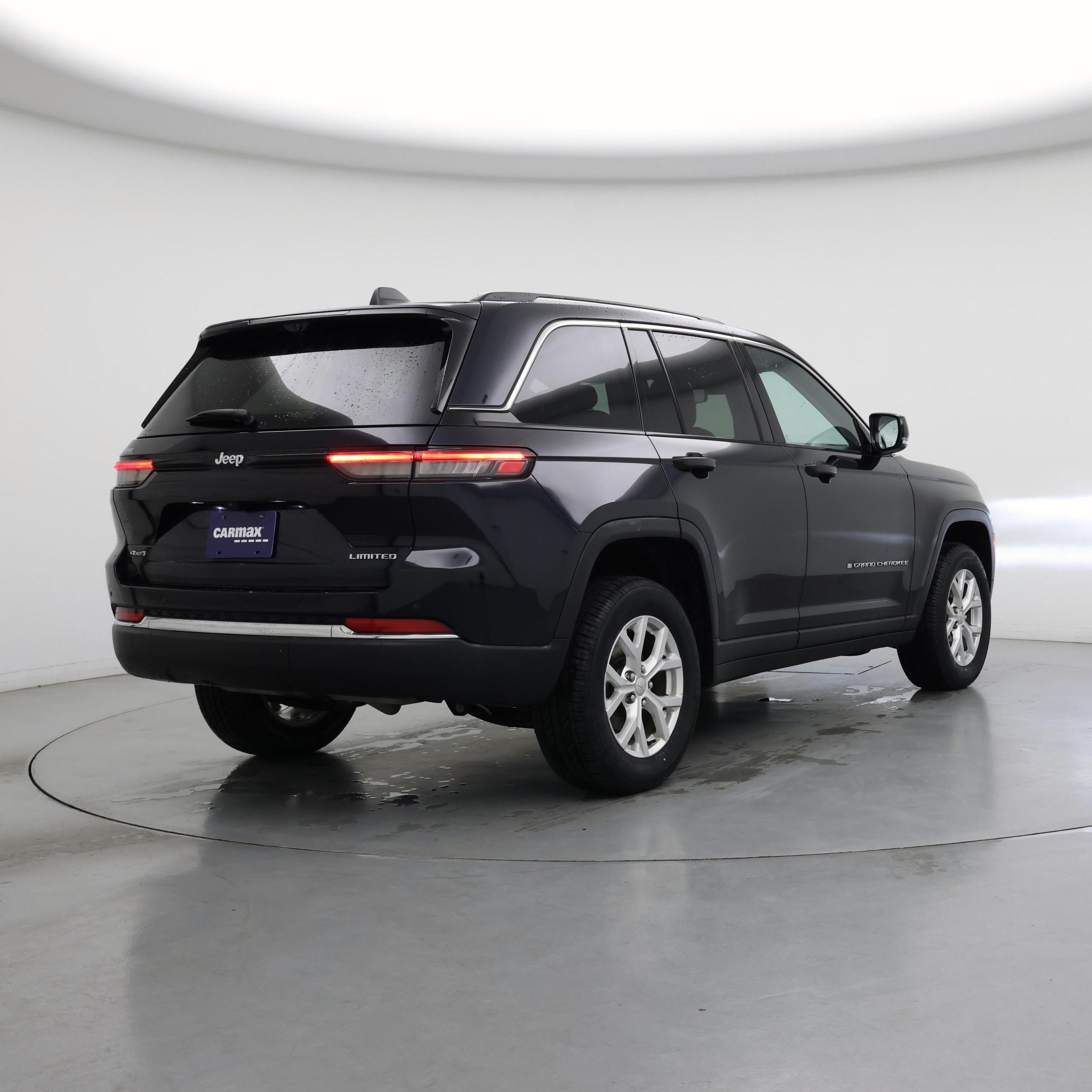 Thumbnail: 2023 Jeep Grand Cherokee - 8