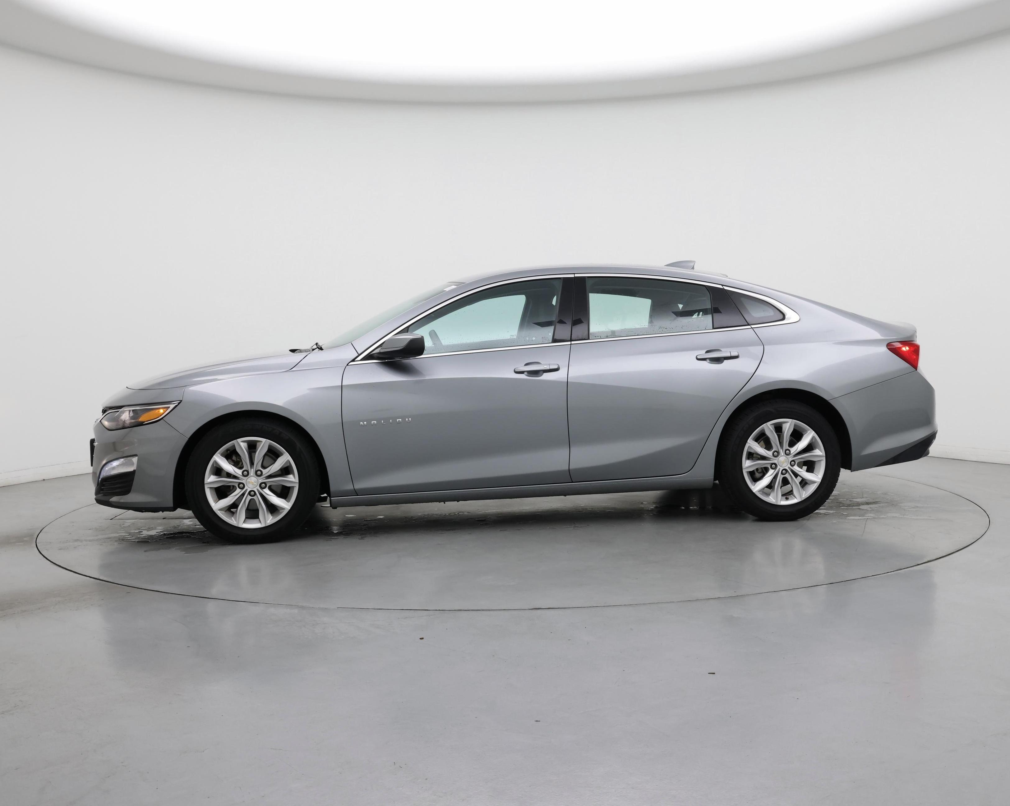 Thumbnail: 2023 Chevrolet Malibu - 3
