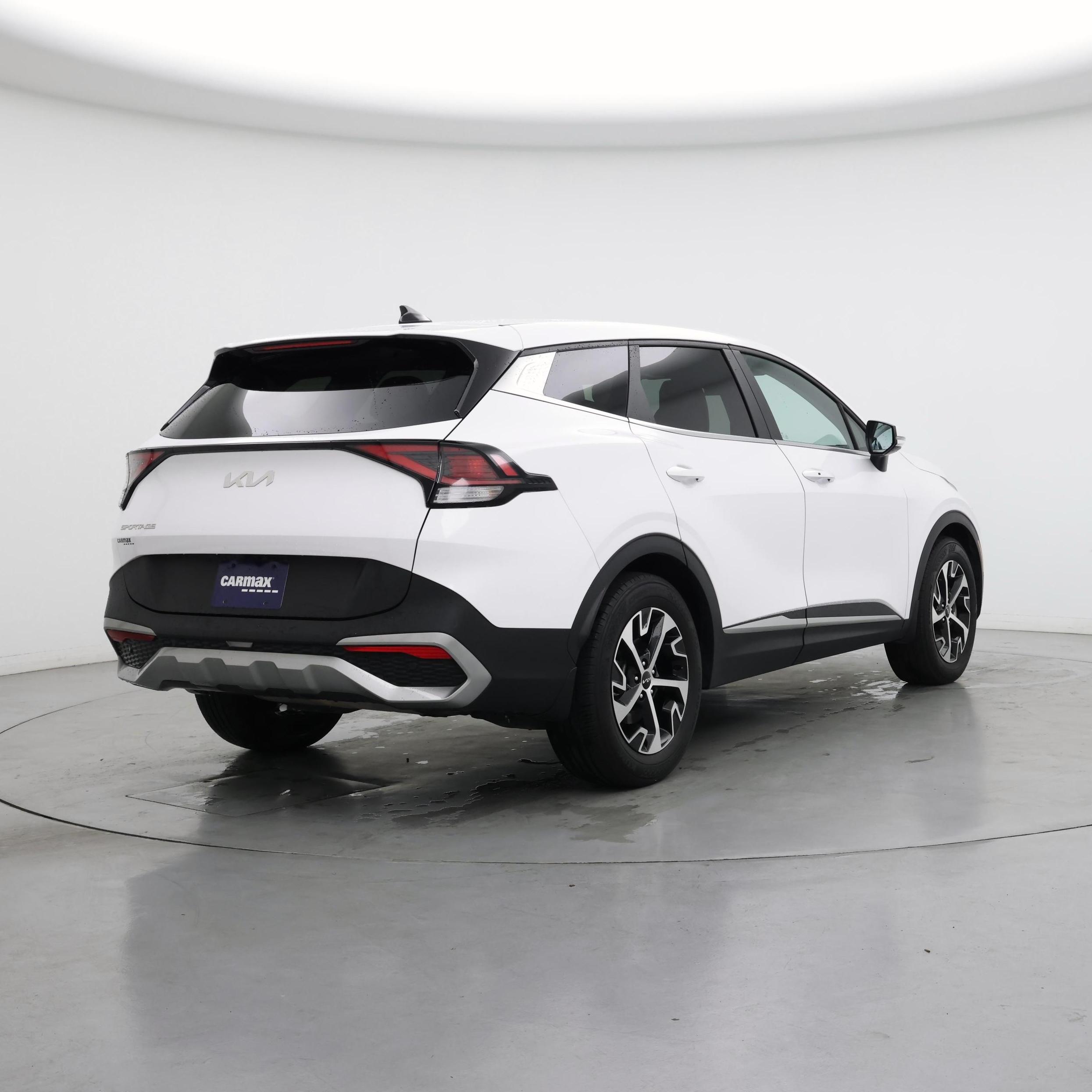 Thumbnail: 2023 Kia Sportage - 8