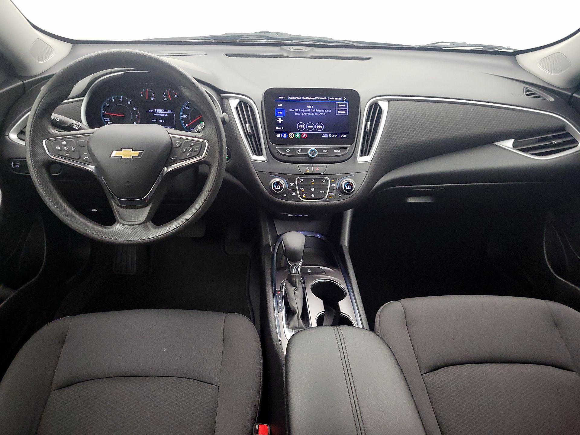 Thumbnail: 2023 Chevrolet Malibu - 9