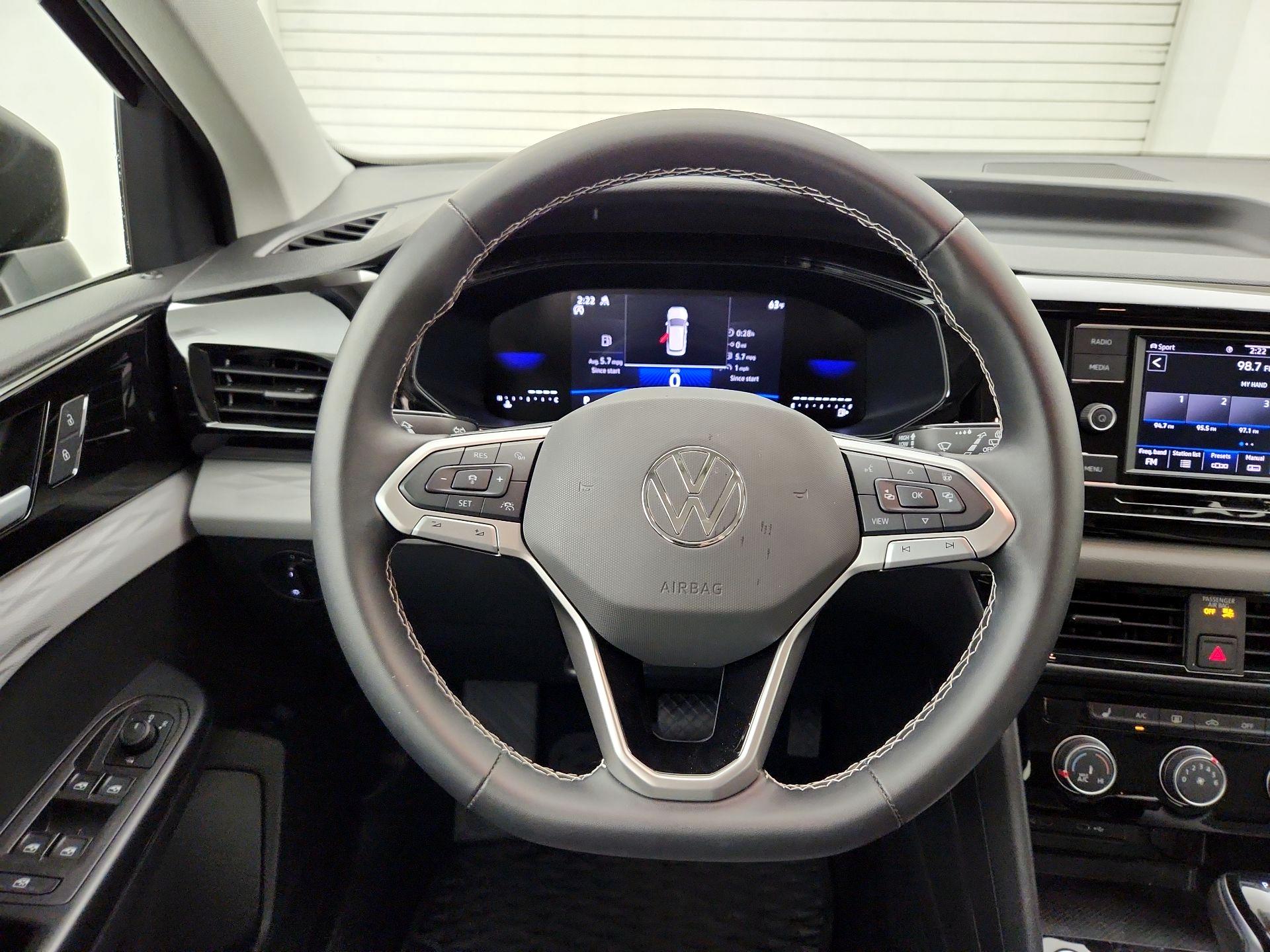Thumbnail: 2024 Volkswagen Taos - 10