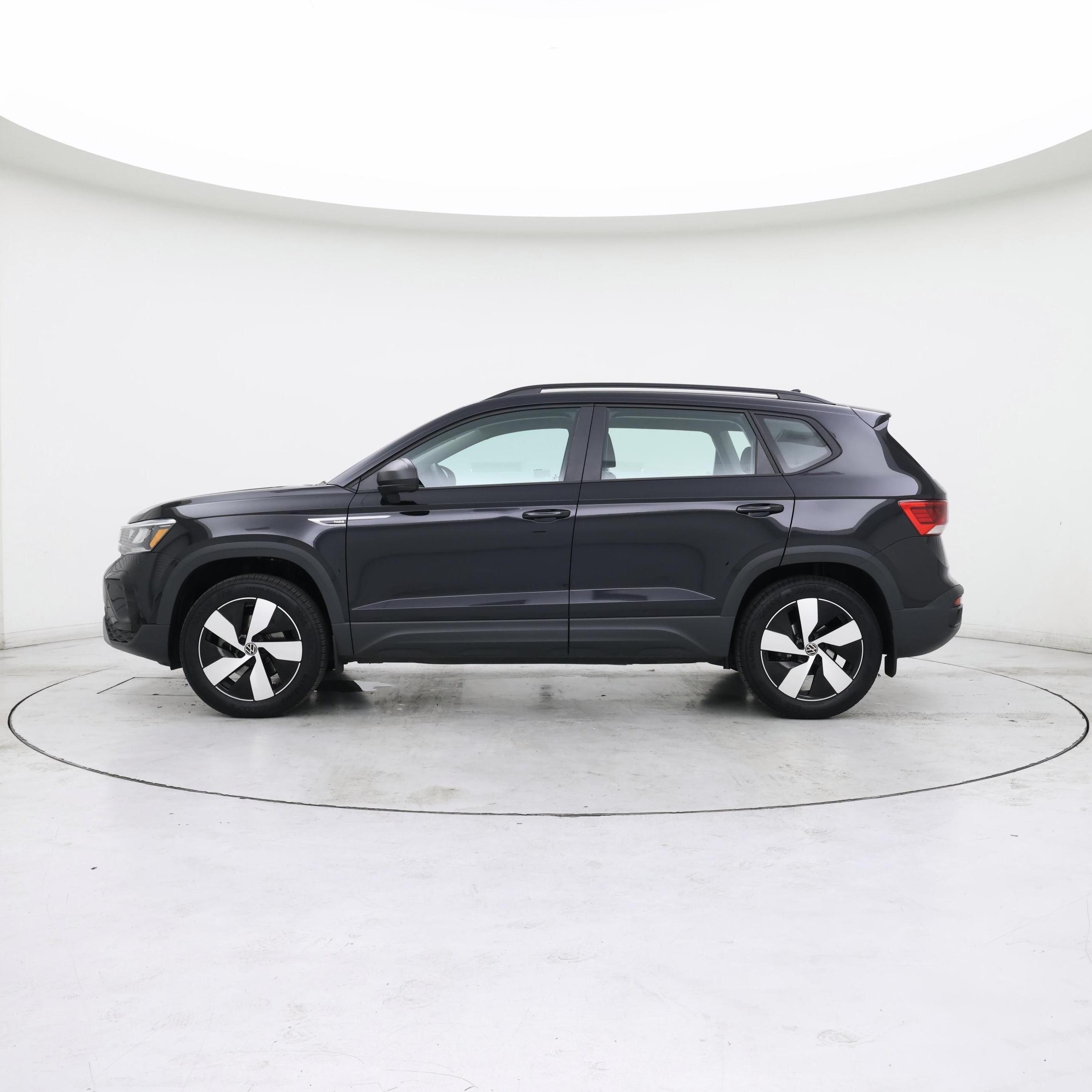 Thumbnail: 2024 Volkswagen Taos - 3